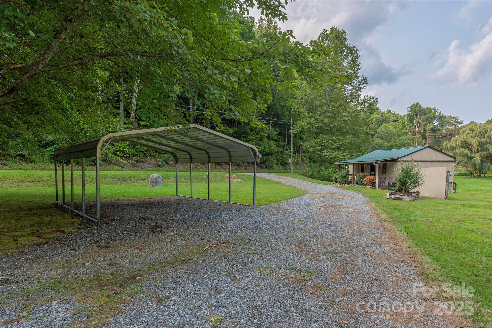 9781 Nc 209 Highway Property Photo 35
