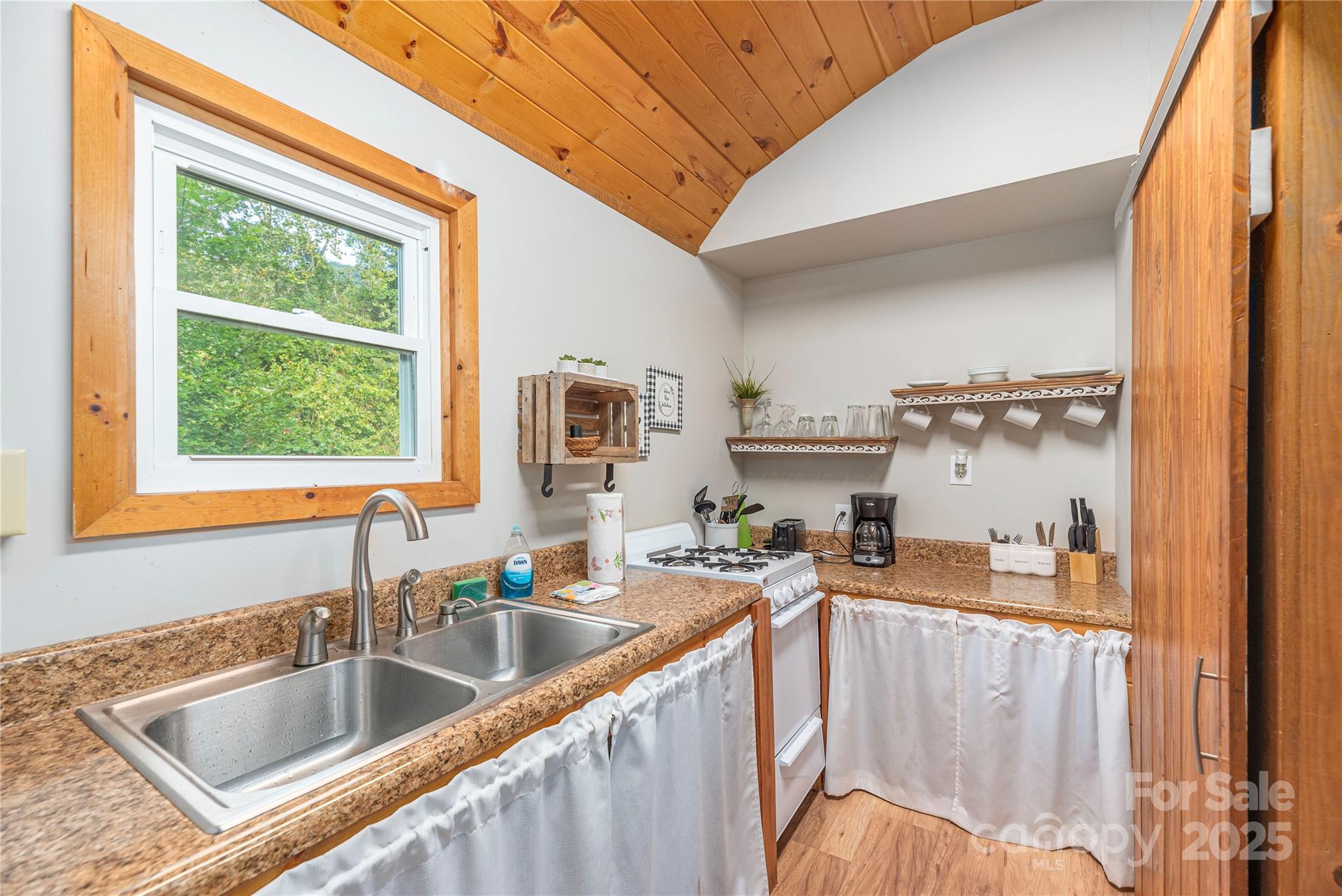 9781 Nc 209 Highway Property Photo 45