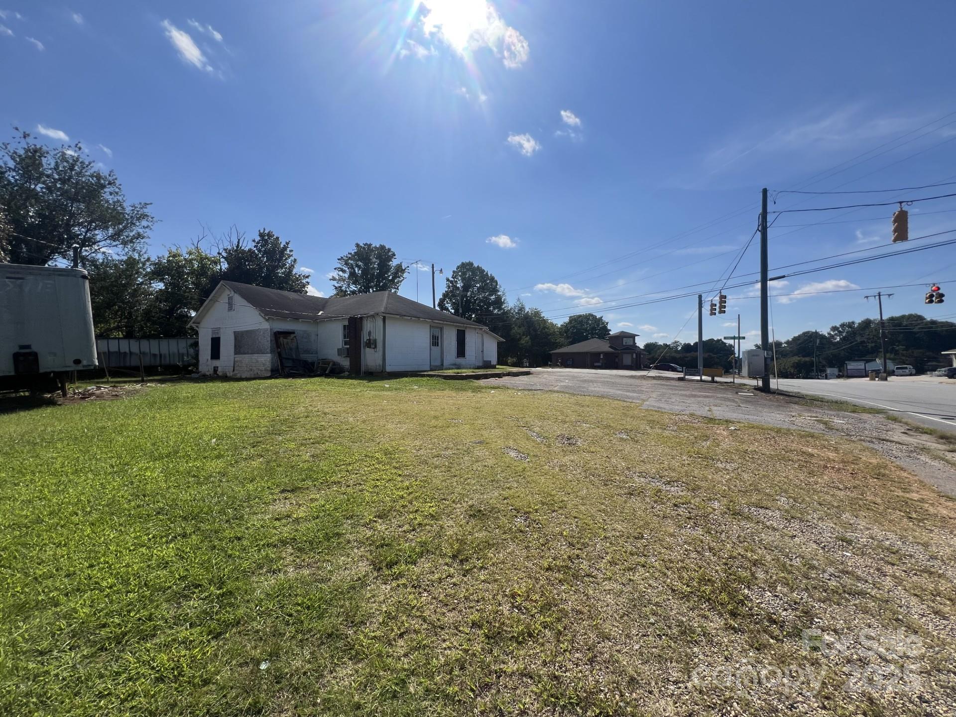 2748 Us 70 Highway Property Photo 2