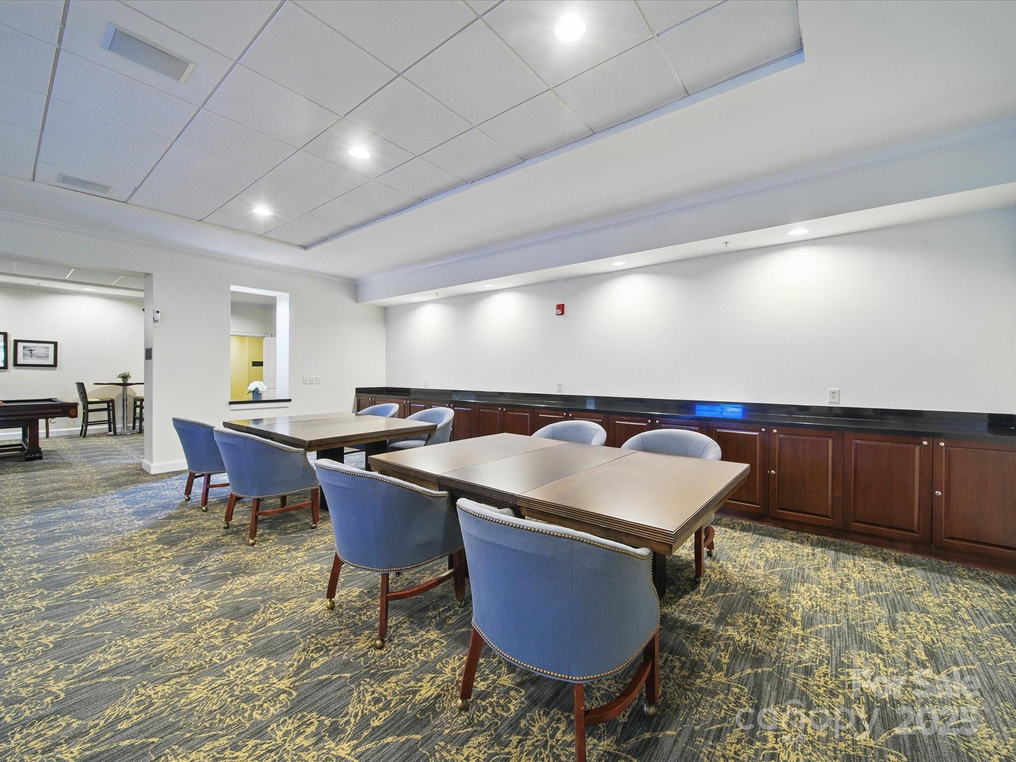 300 W 5th Street 339 Property Photo 28