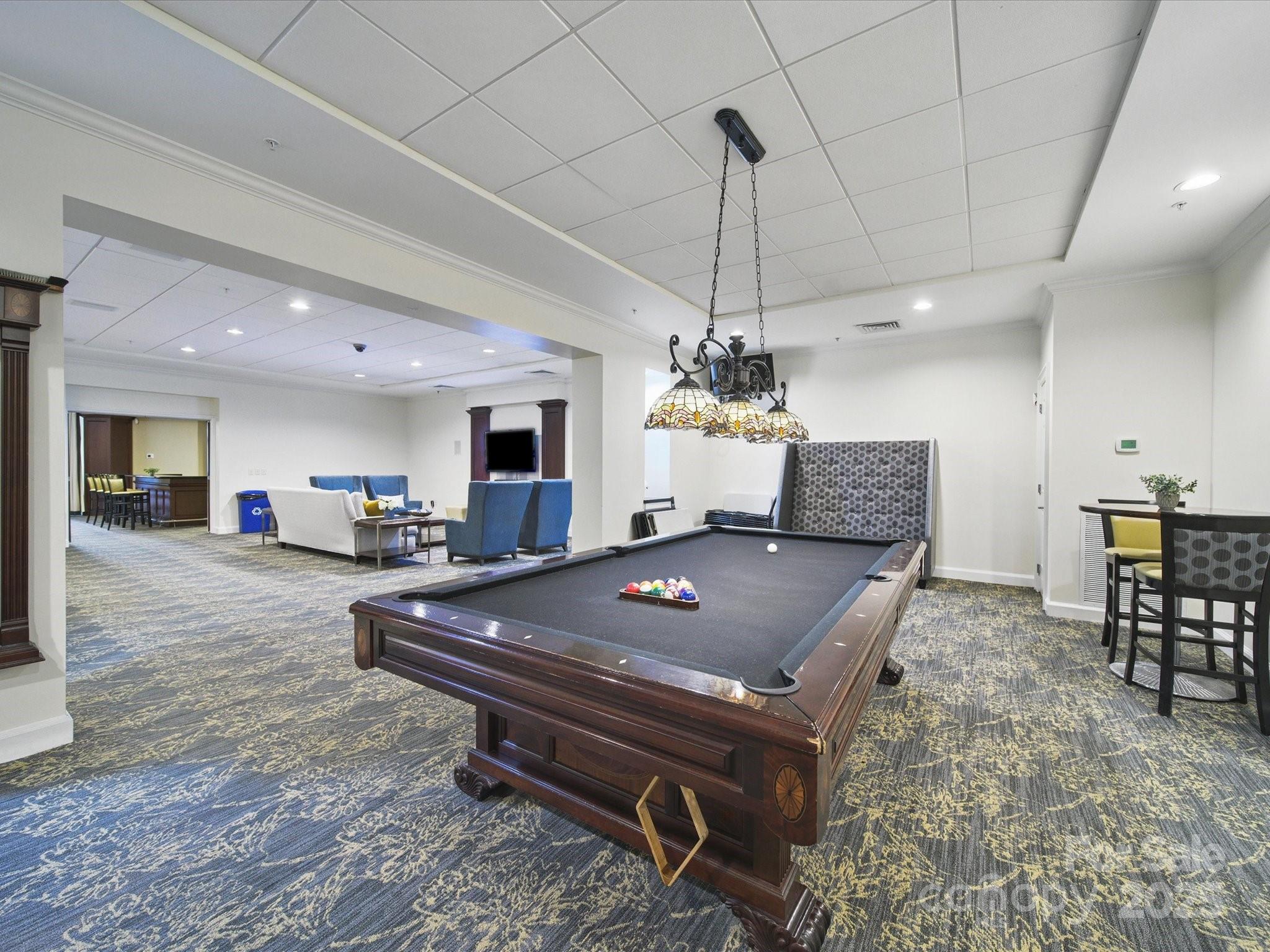 300 W 5th Street 339 Property Photo 29