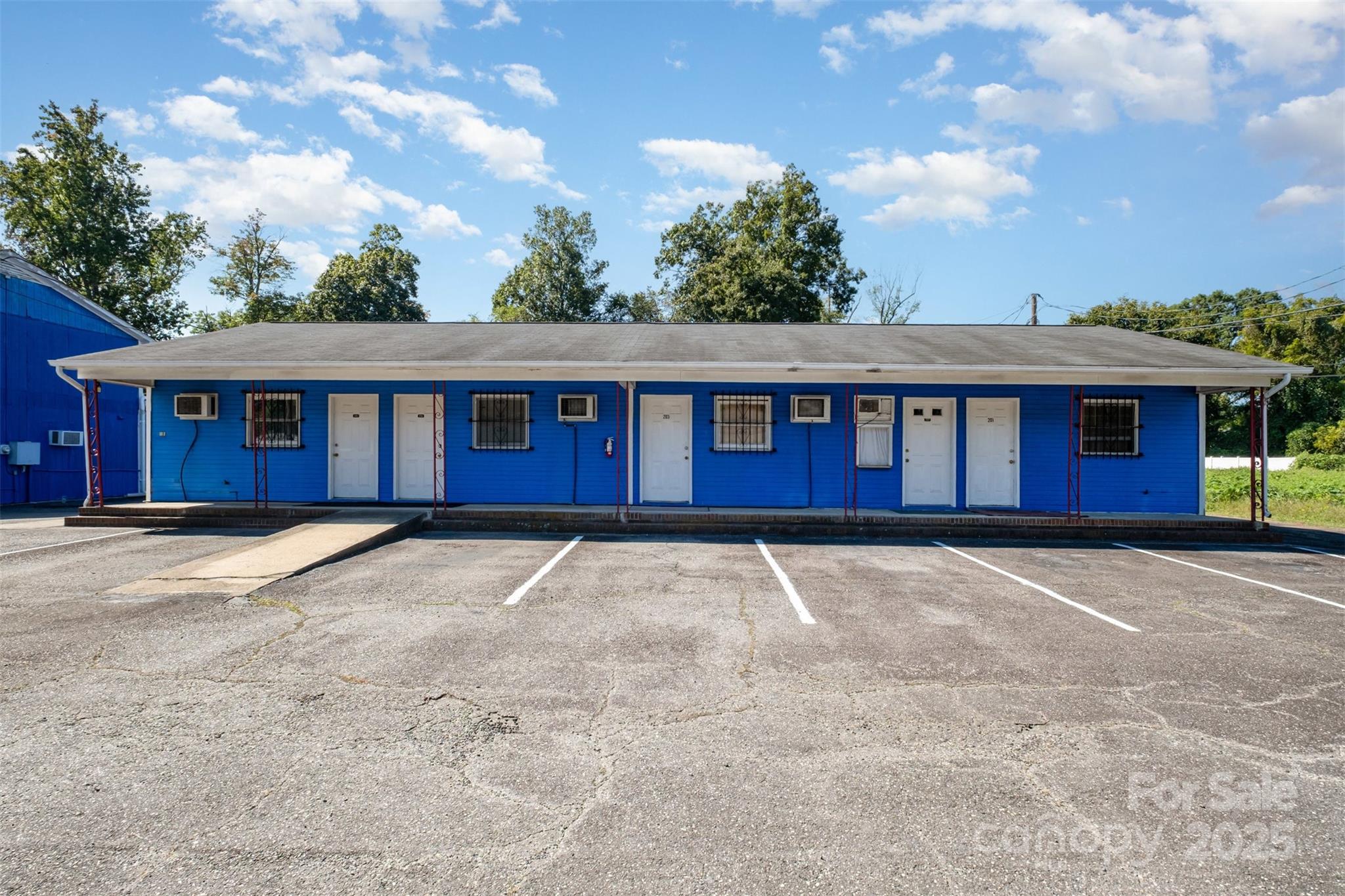 6834 Wilkinson Boulevard Property Photo 16