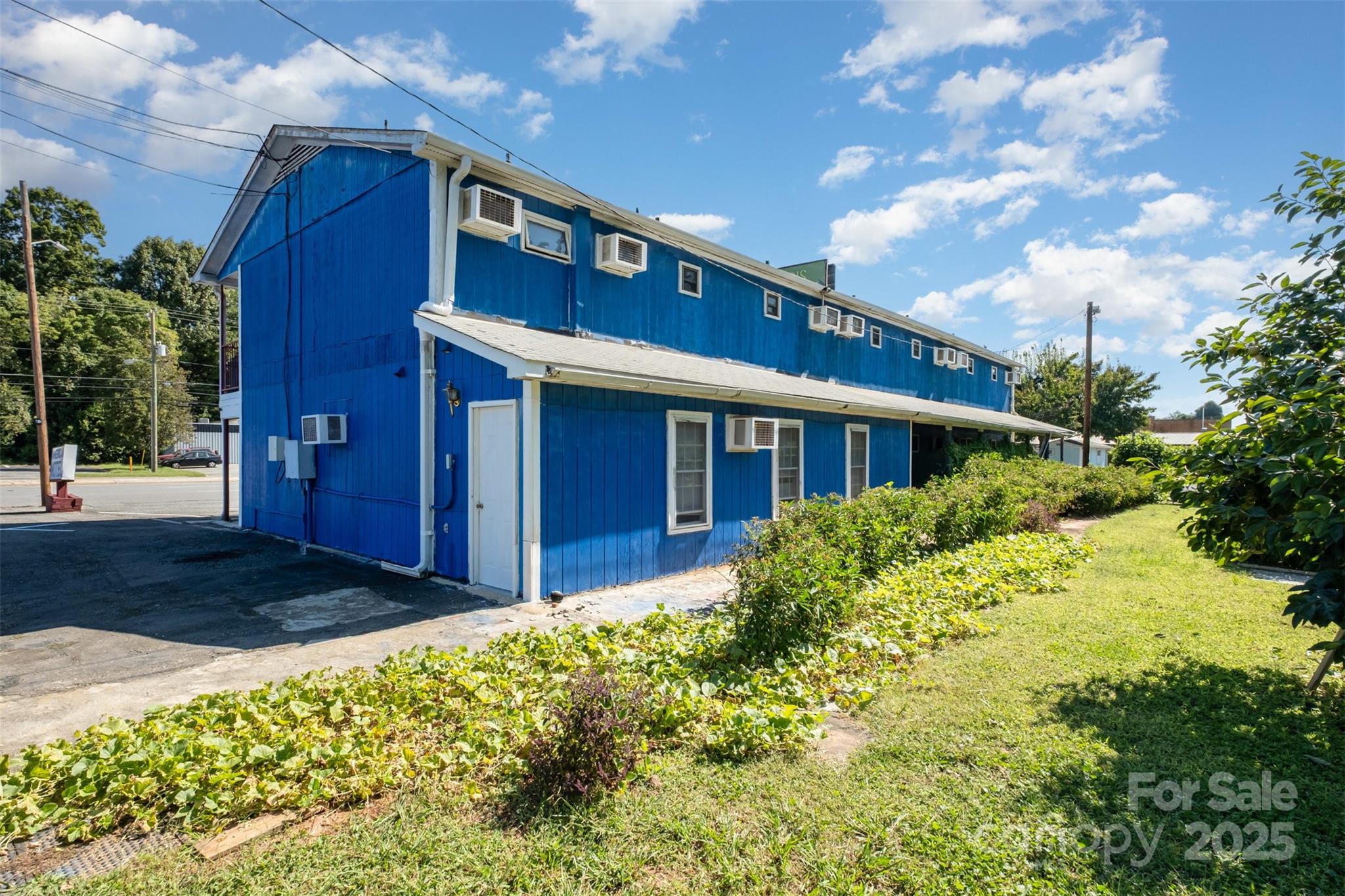 6834 Wilkinson Boulevard Property Photo 19