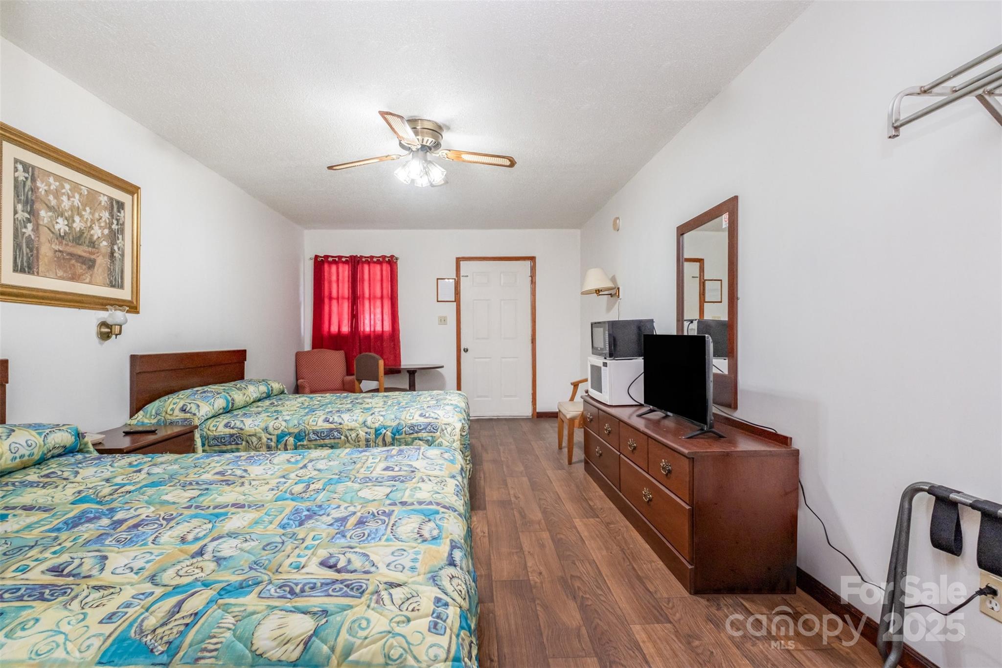 6834 Wilkinson Boulevard Property Photo 28