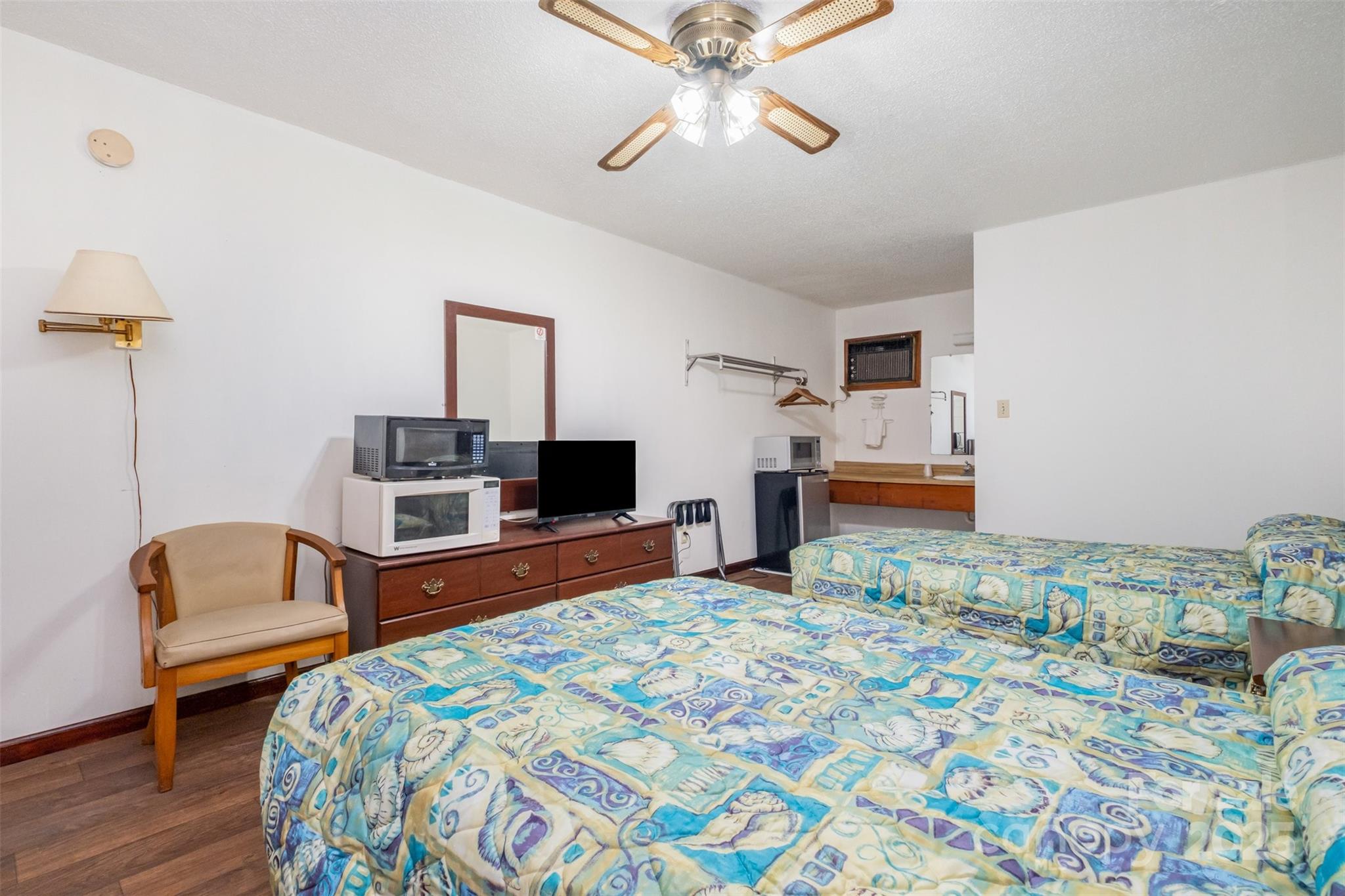 6834 Wilkinson Boulevard Property Photo 29