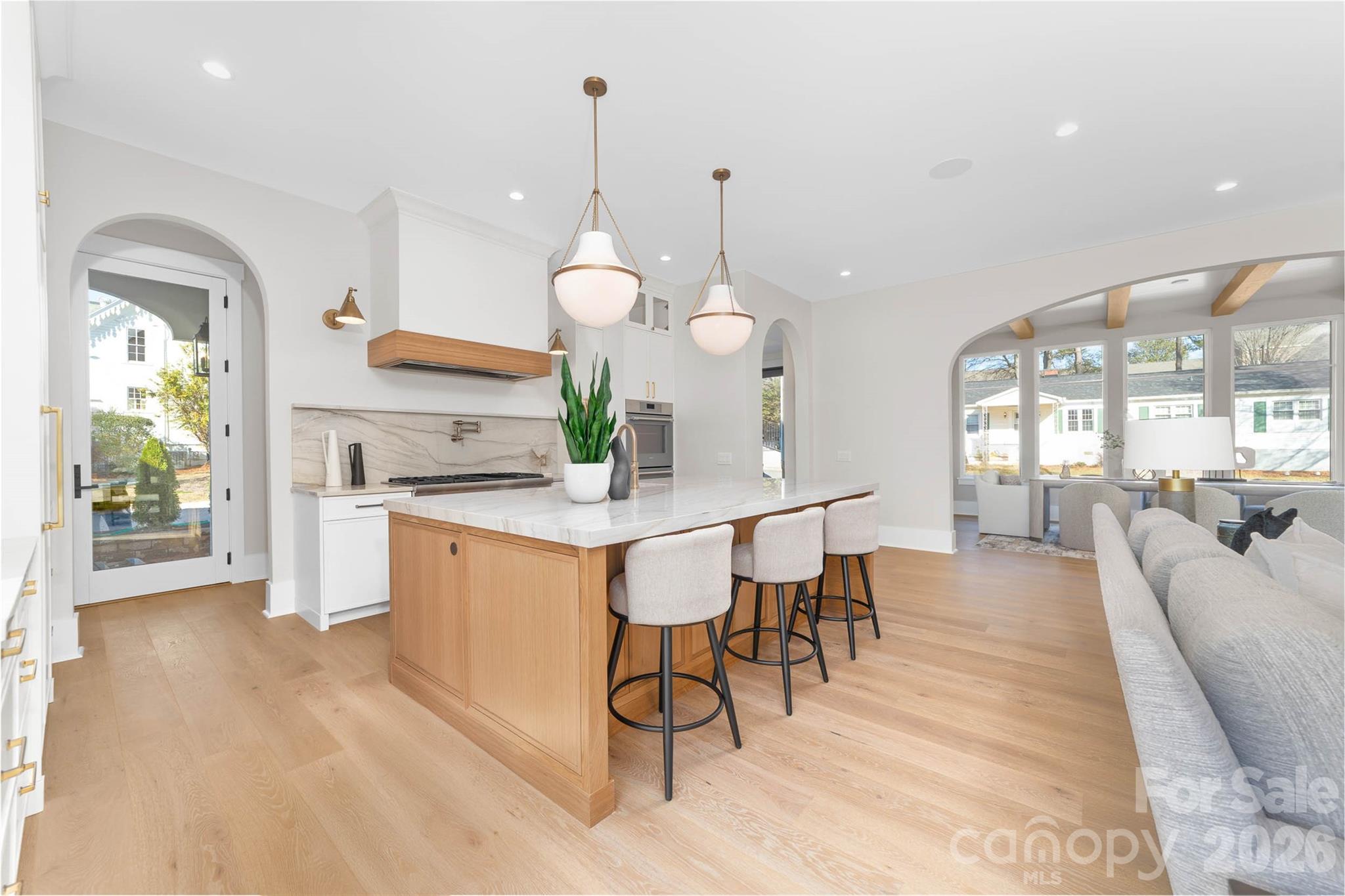 216 Walnut Street Property Photo 6