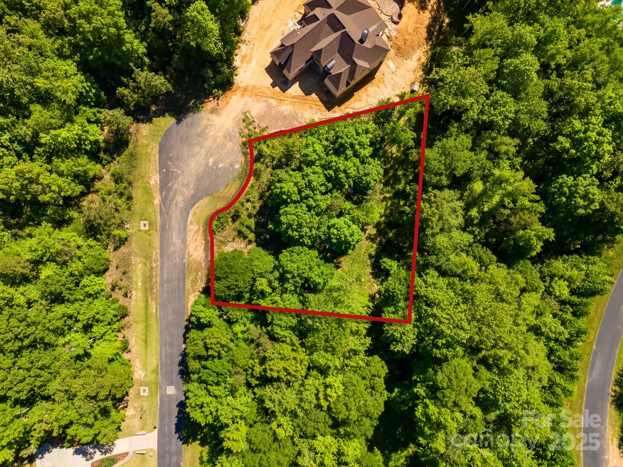 5152 Longbrooke Court Property Photo 5