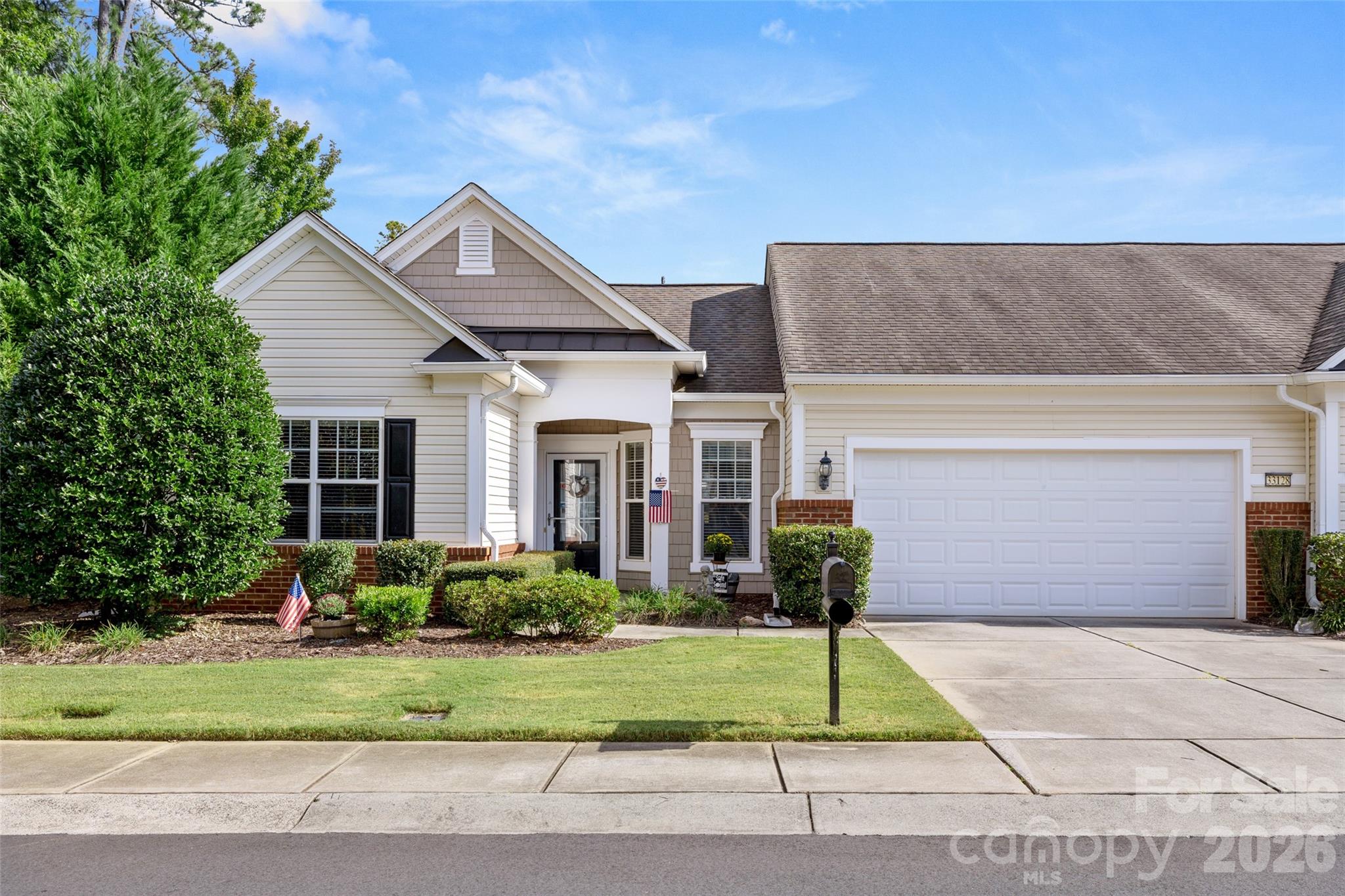 33128 Tanager Court Property Photo 1