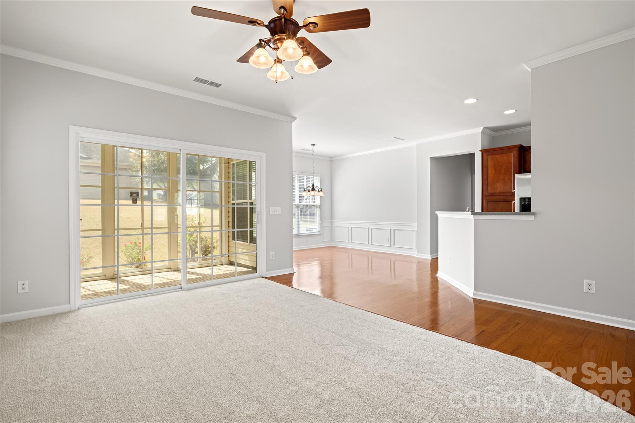 33128 Tanager Court Property Photo 5