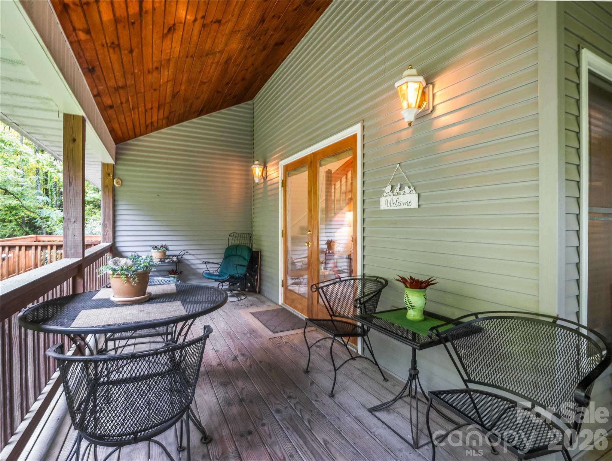 142 Winterview Trail Property Photo 20