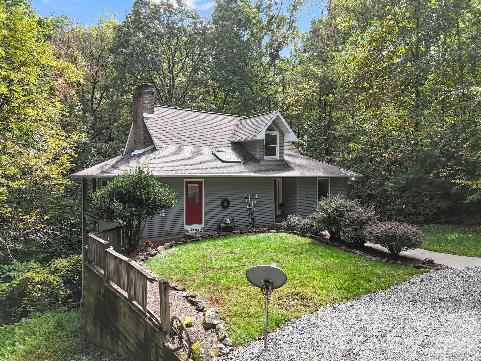 142 Winterview Trail Property Photo 39