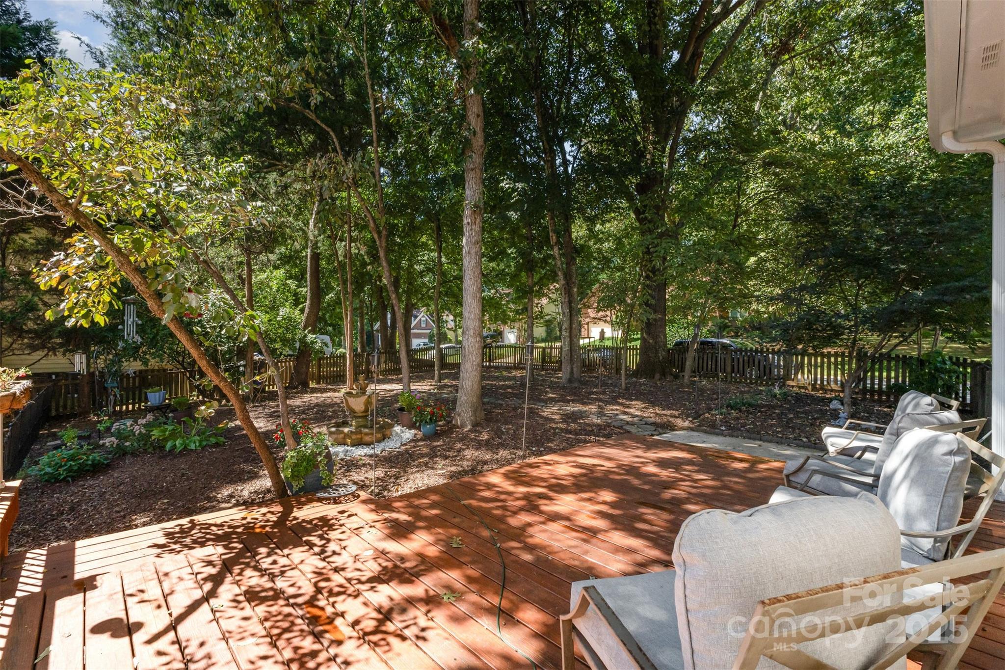 9008 Tartan Ridge Drive Property Photo 19