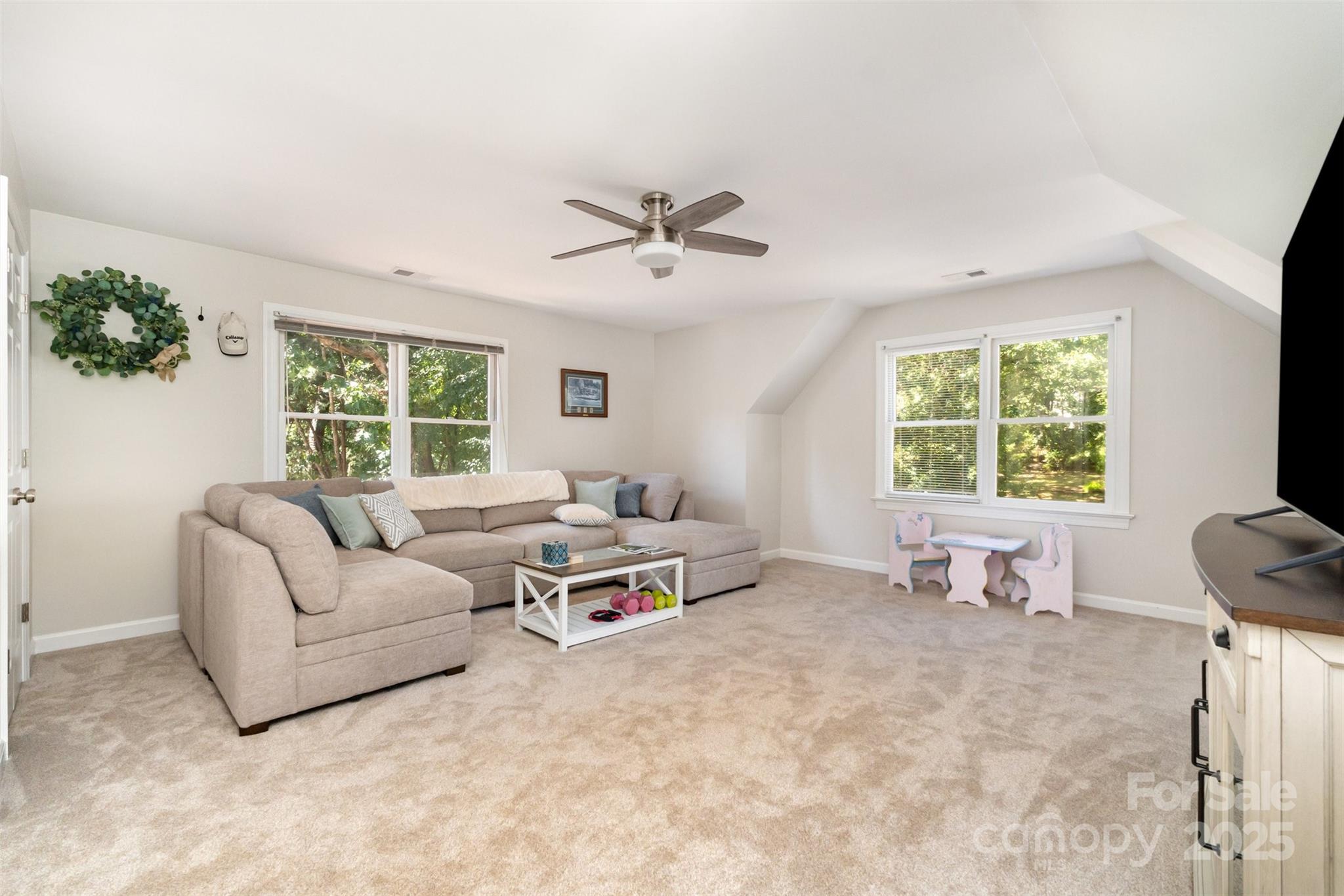 9008 Tartan Ridge Drive Property Photo 36