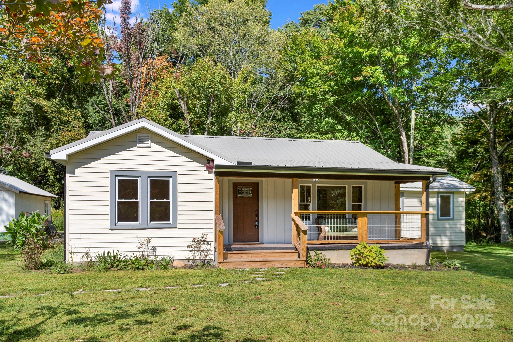 1808 Allens Creek Road Property Photo 1