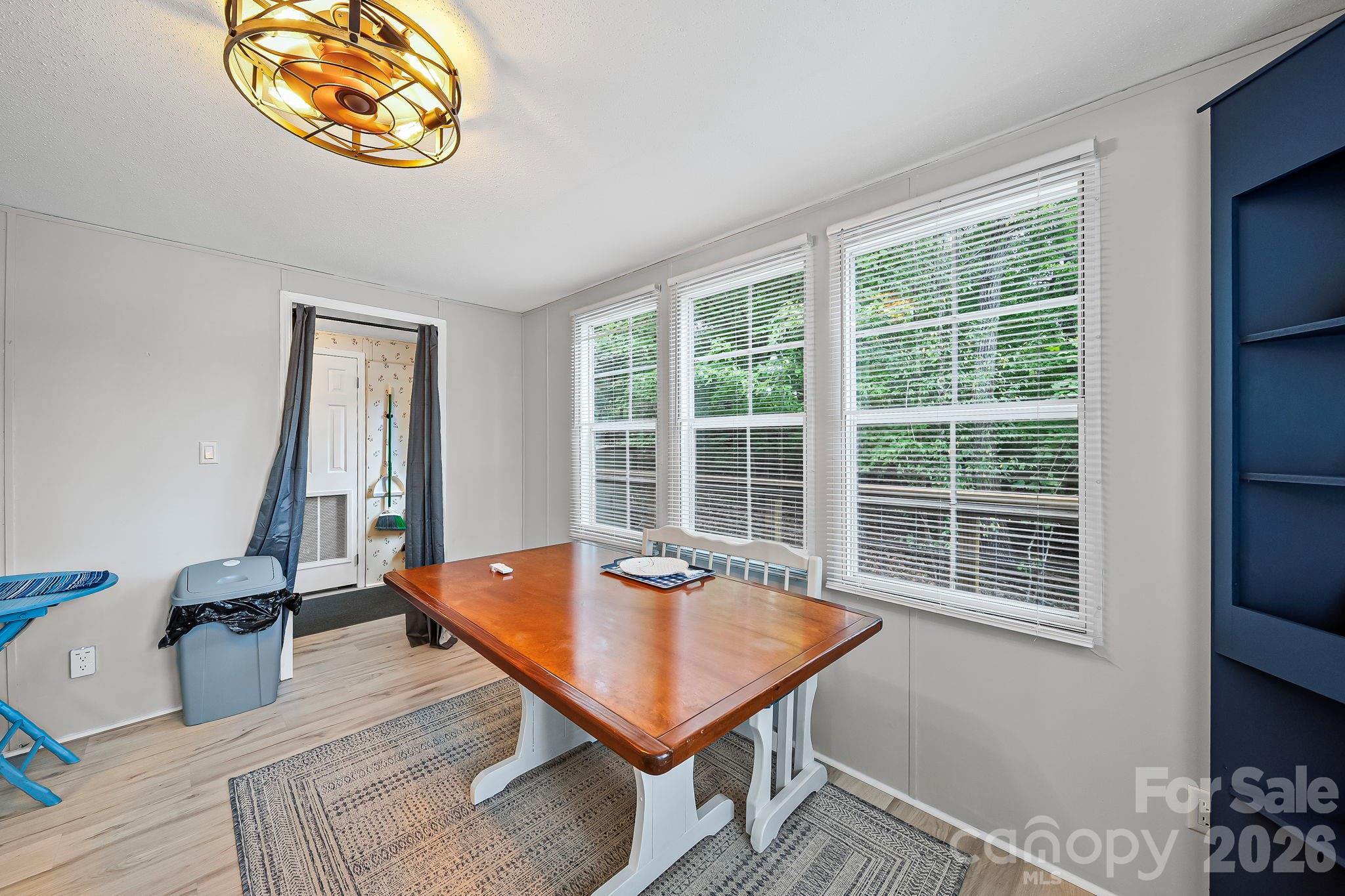 1135 Pinehaven Drive Property Photo 15