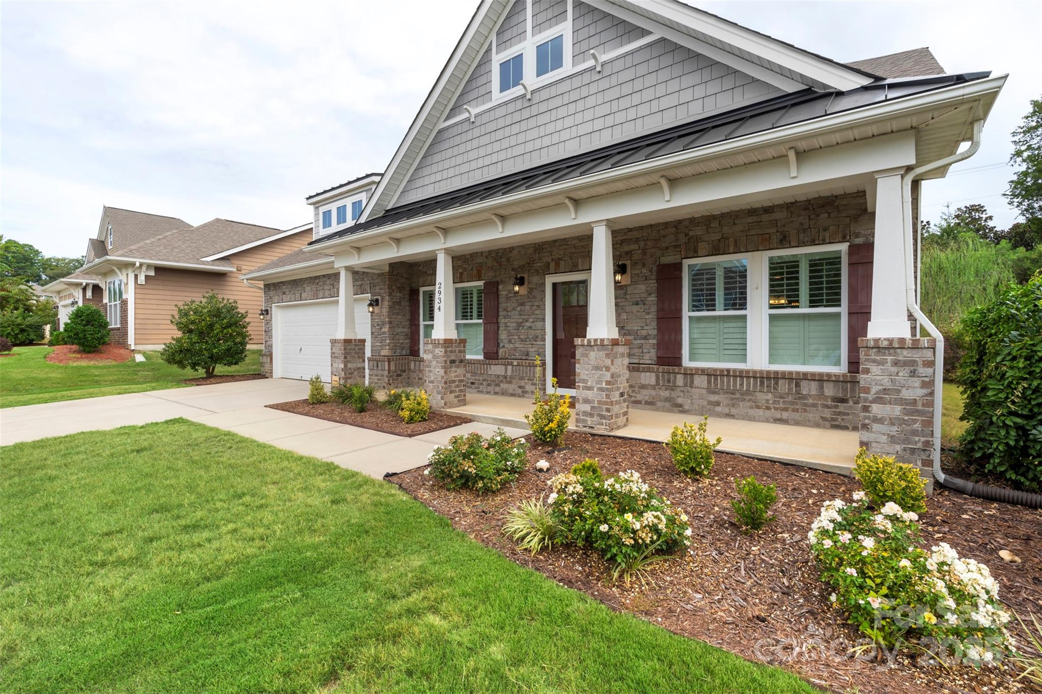 2934 Hiddenbrook Way Property Photo 2