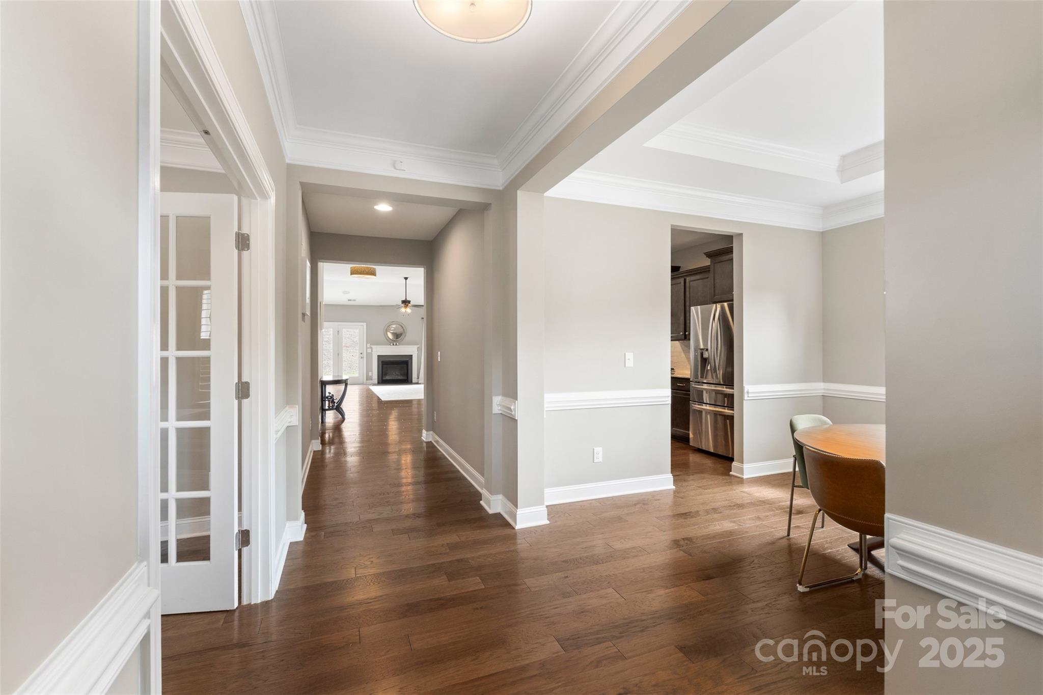 2934 Hiddenbrook Way Property Photo 4