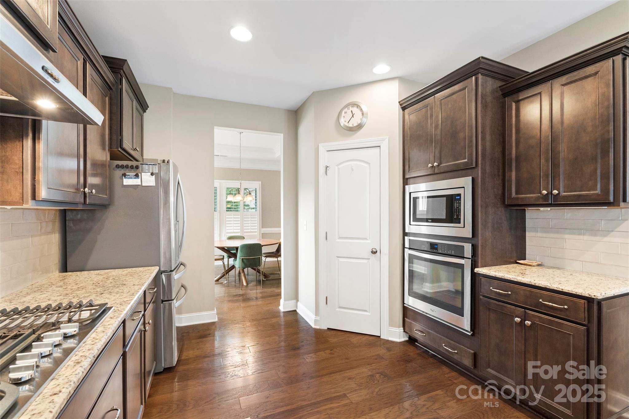 2934 Hiddenbrook Way Property Photo 10