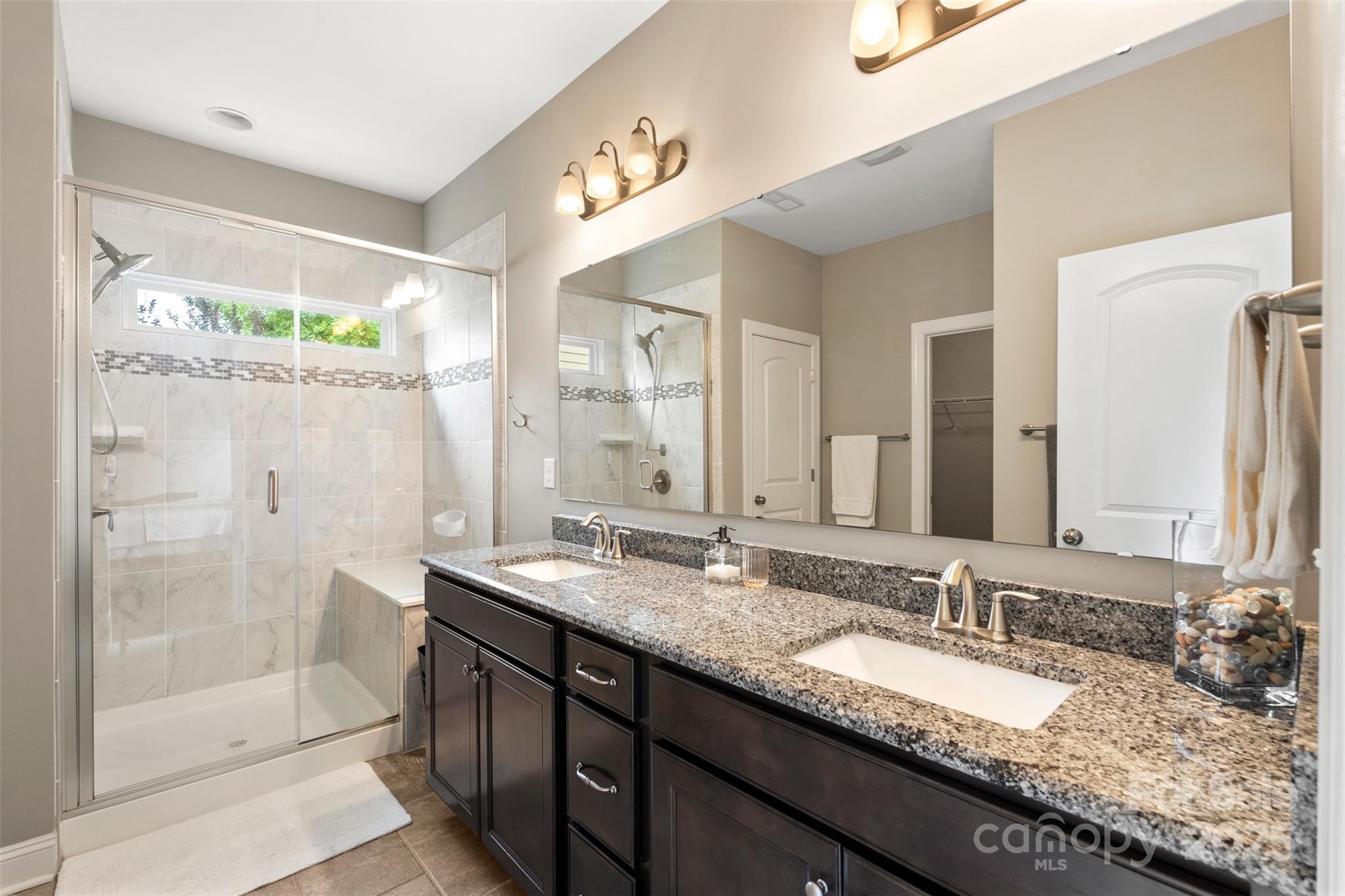 2934 Hiddenbrook Way Property Photo 18