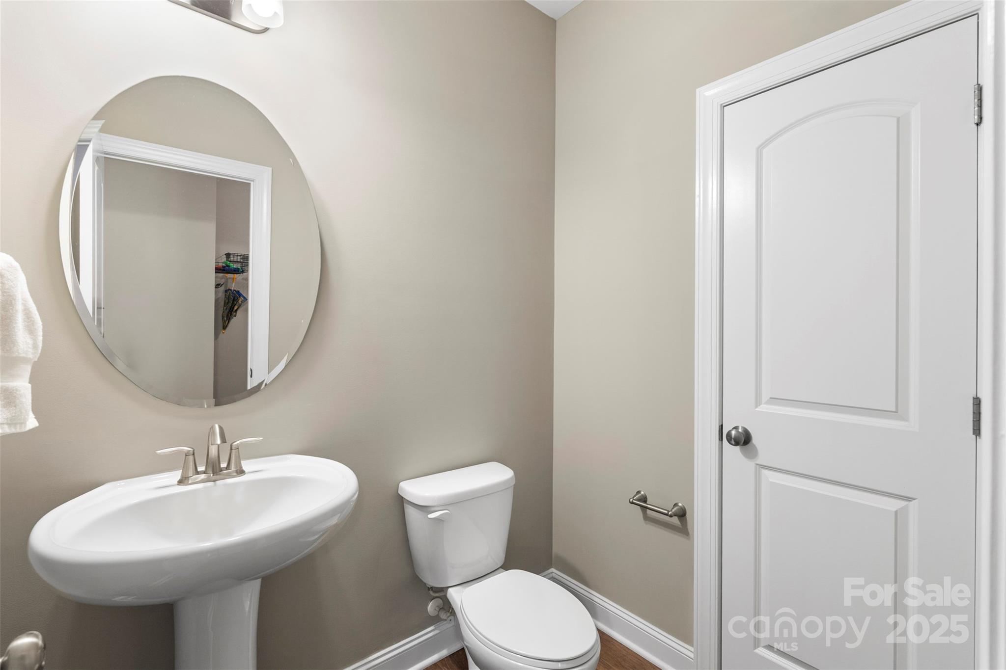 2934 Hiddenbrook Way Property Photo 27