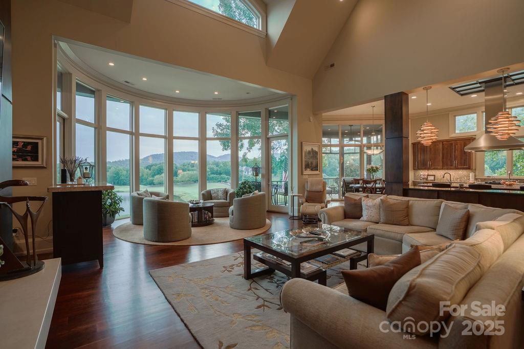 15 Water View Court Property Photo 9