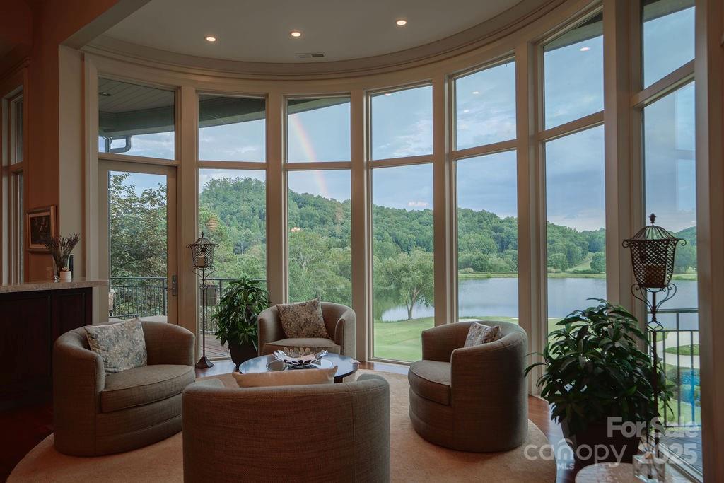15 Water View Court Property Photo 11