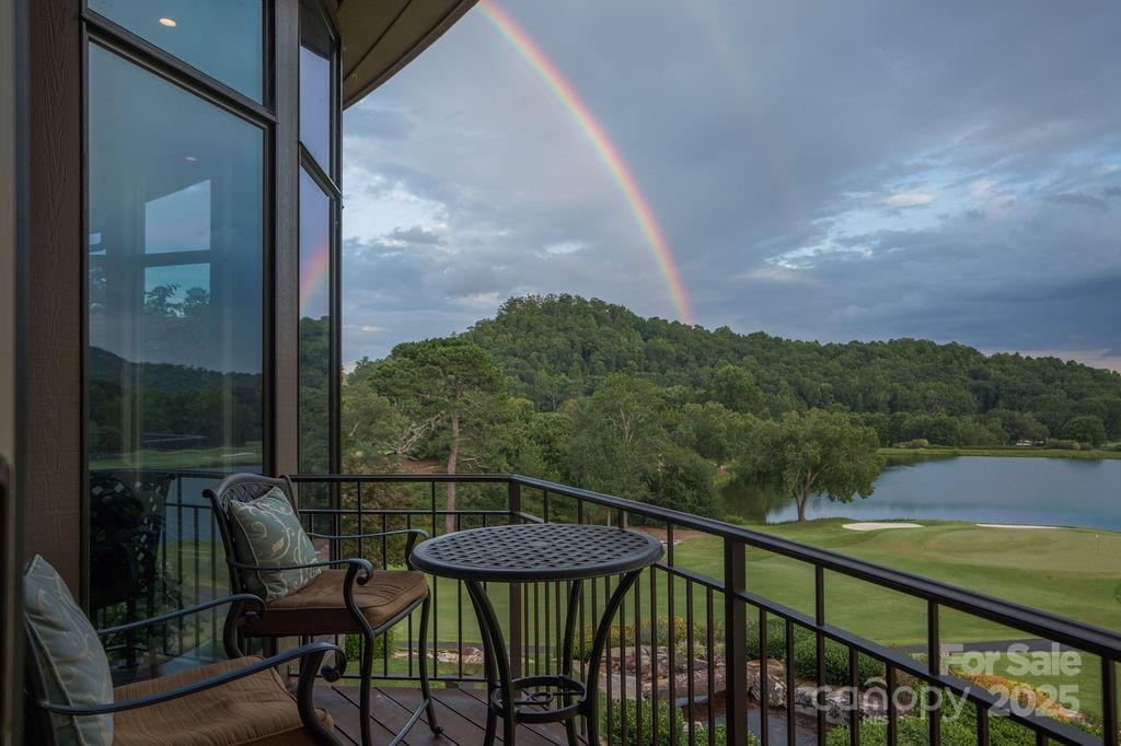15 Water View Court Property Photo 12