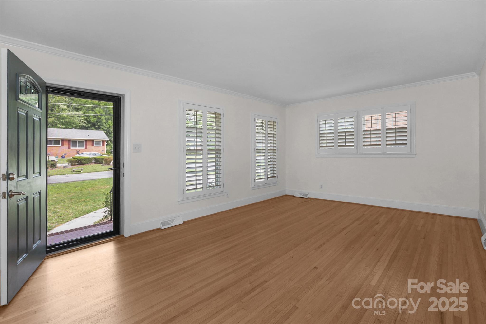 1100 Nancy Drive Property Photo 7