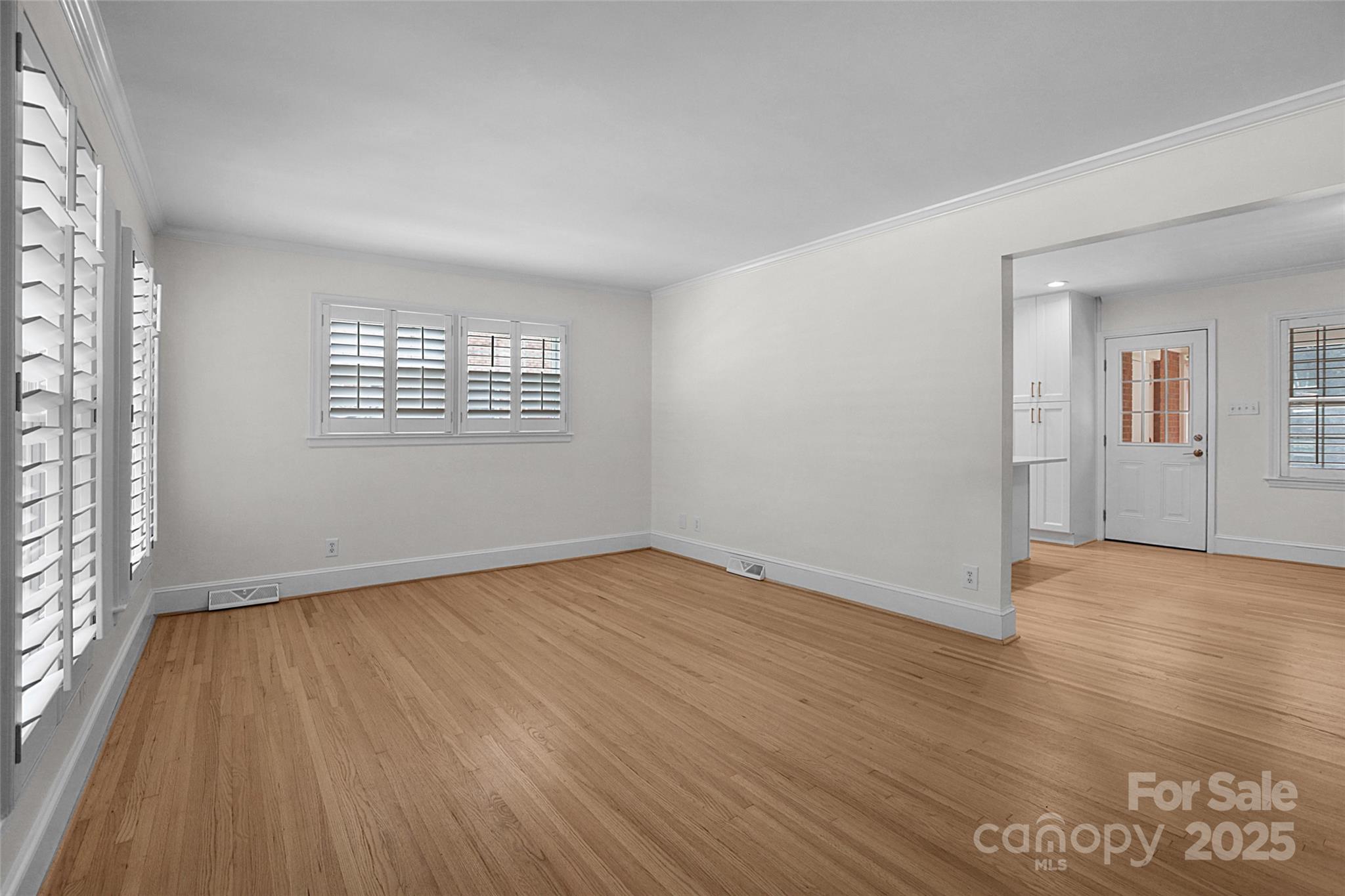 1100 Nancy Drive Property Photo 8