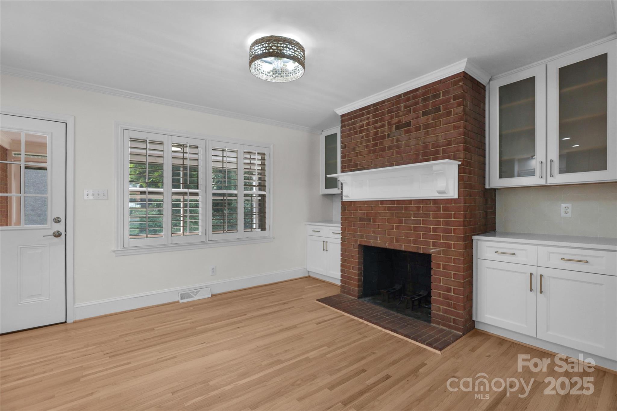 1100 Nancy Drive Property Photo 9