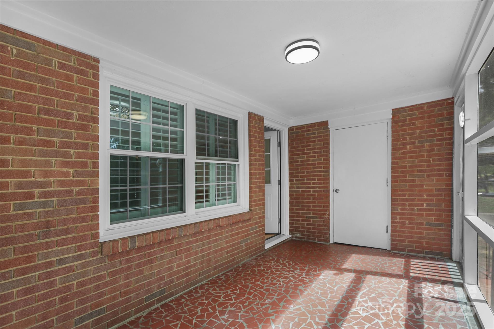 1100 Nancy Drive Property Photo 11