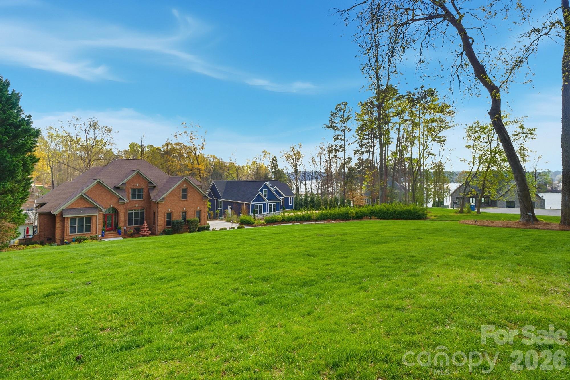 107 Nautilus Court Property Photo 6