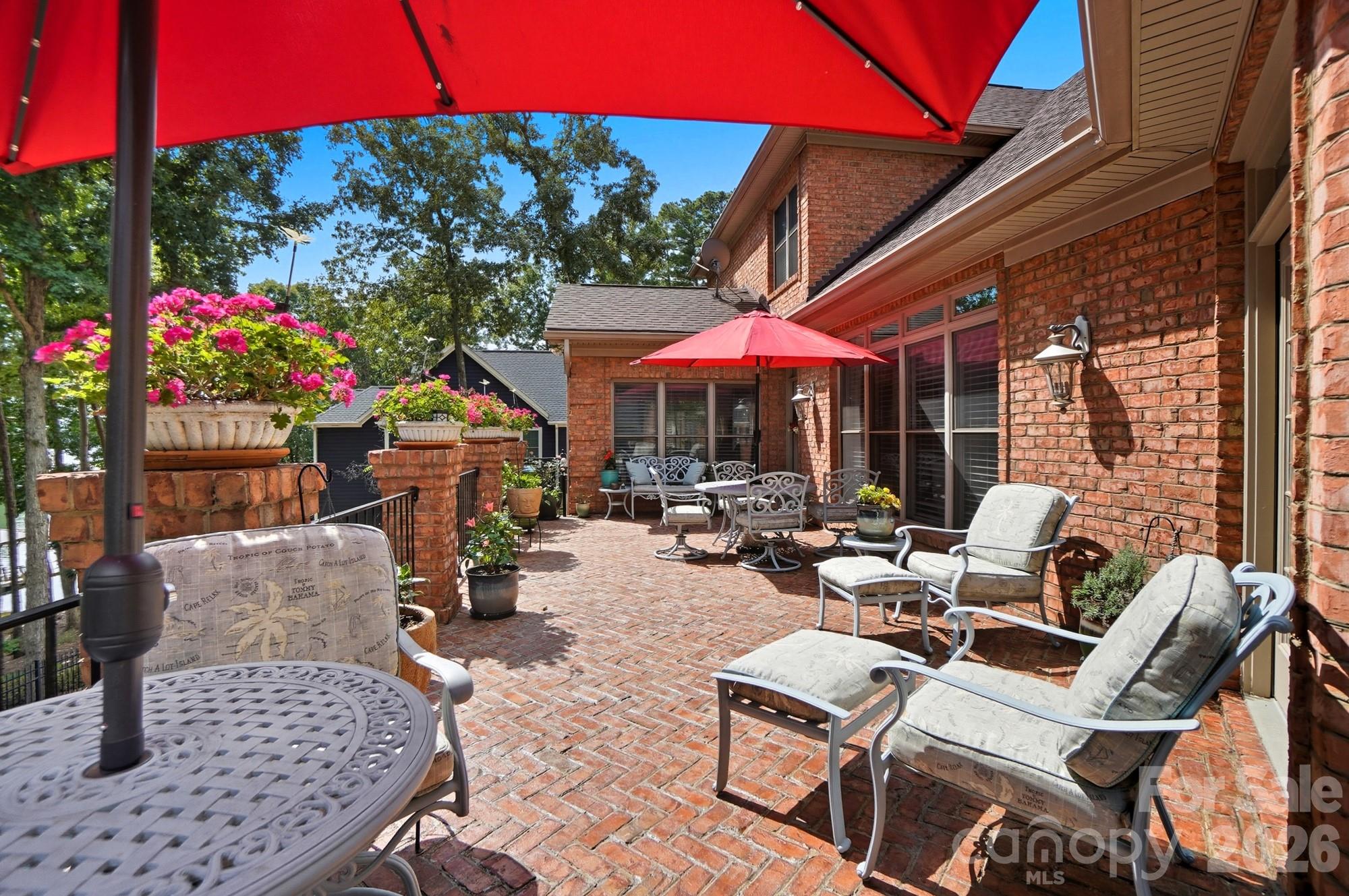 107 Nautilus Court Property Photo 26