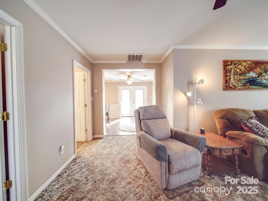 2460 Cottage Lane Property Photo 11