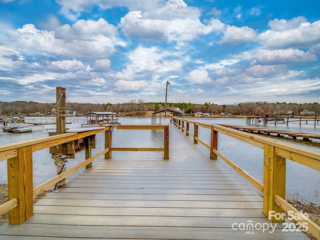 2460 Cottage Lane Property Photo 32