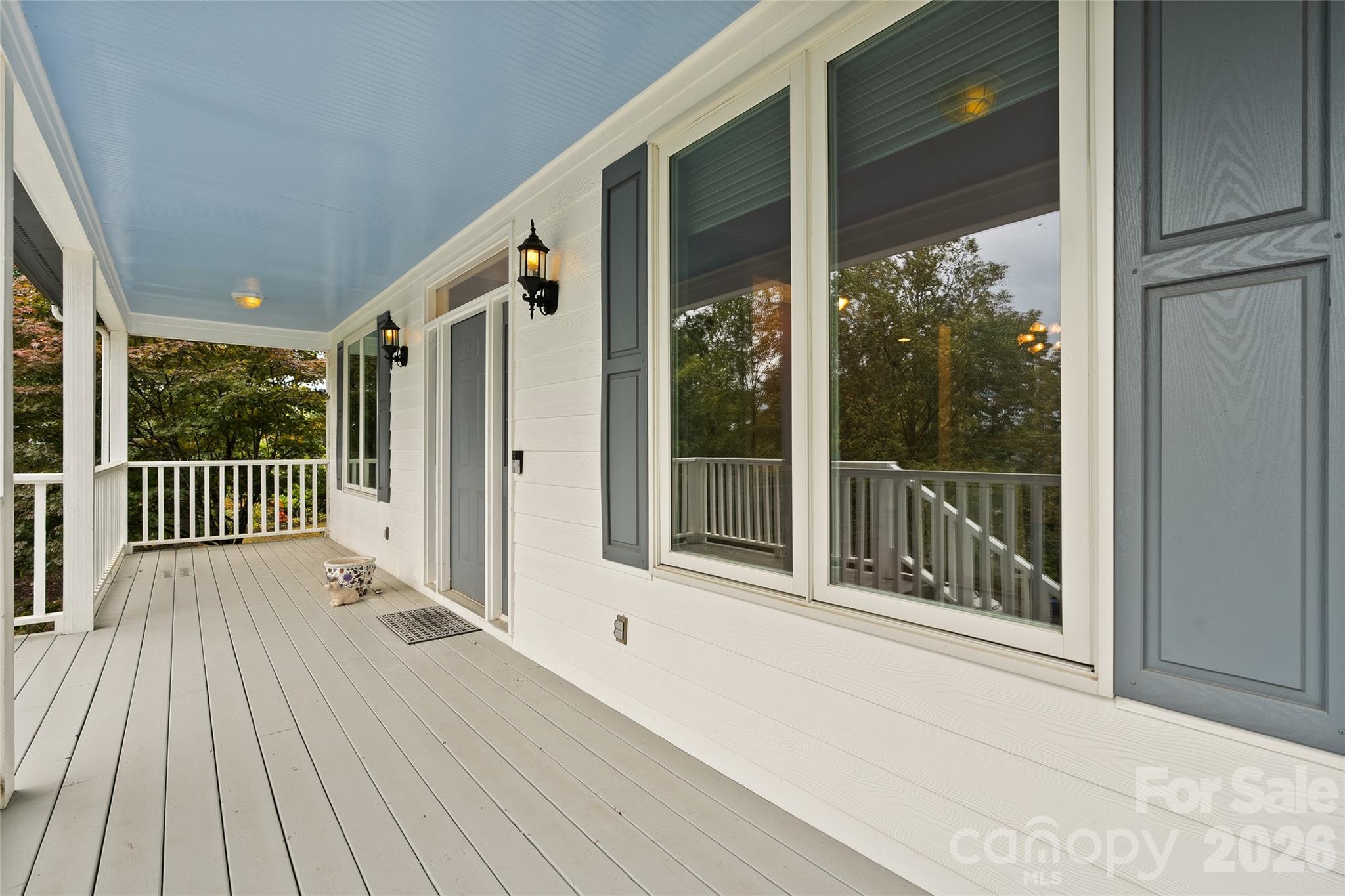 23 Clear Vista Drive Property Photo 5