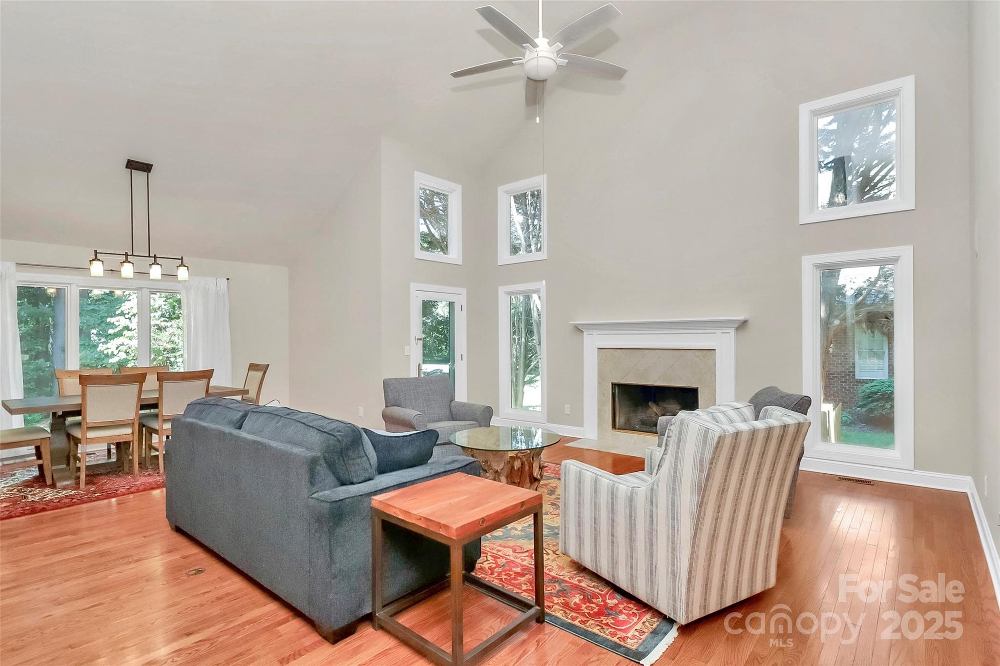 109 Lynn Cove Lane Property Photo 4