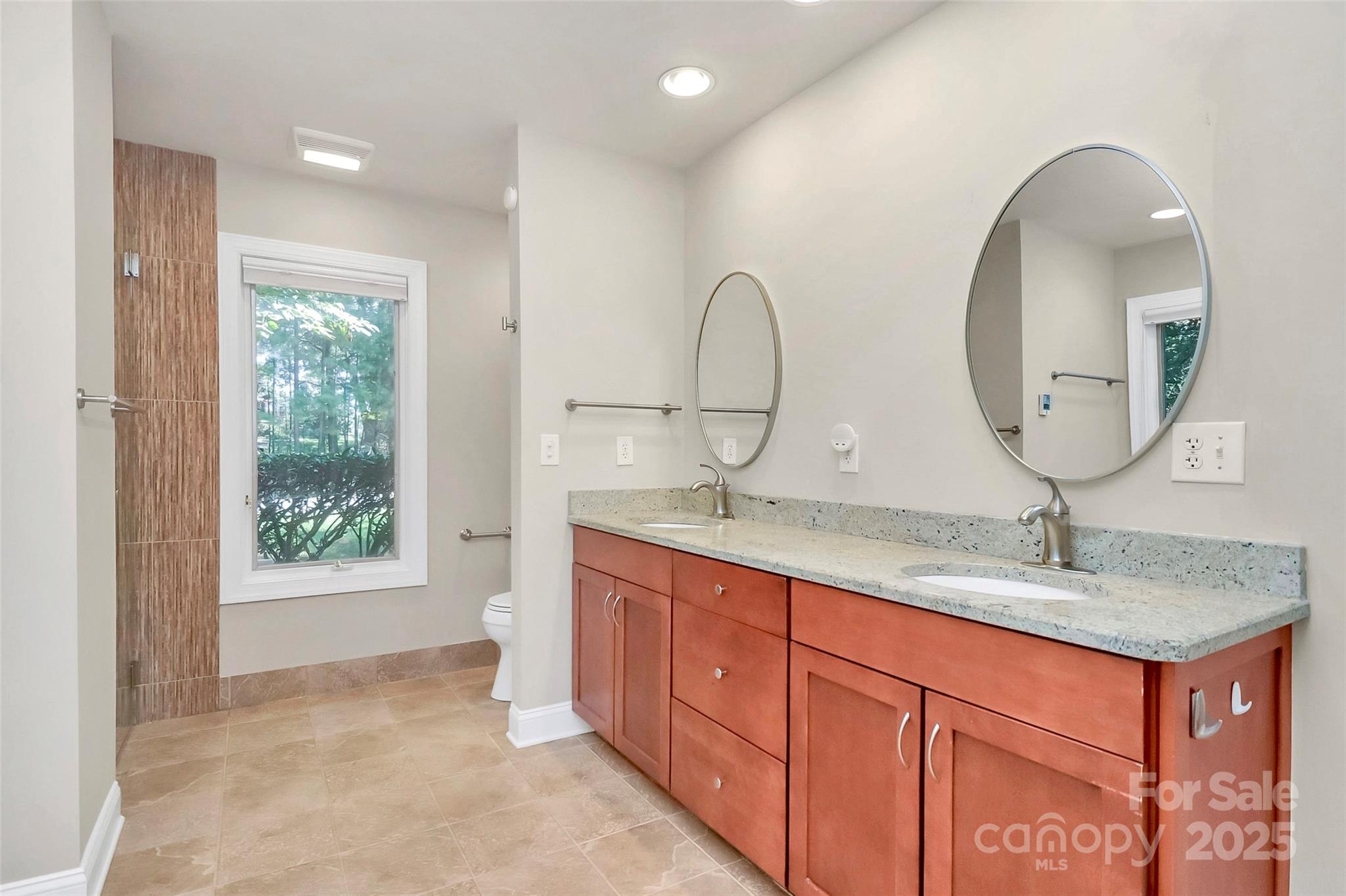 109 Lynn Cove Lane Property Photo 12