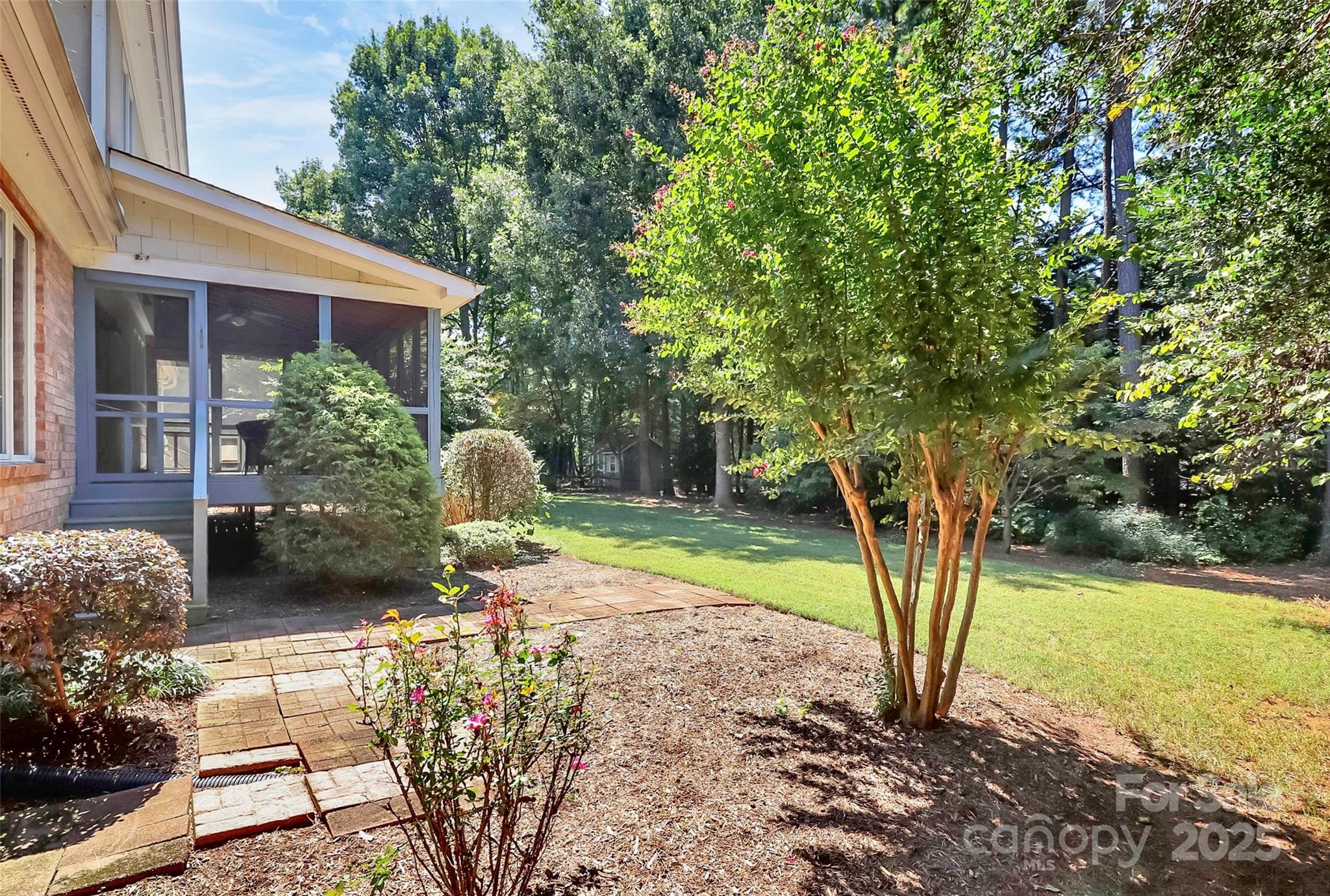 109 Lynn Cove Lane Property Photo 28