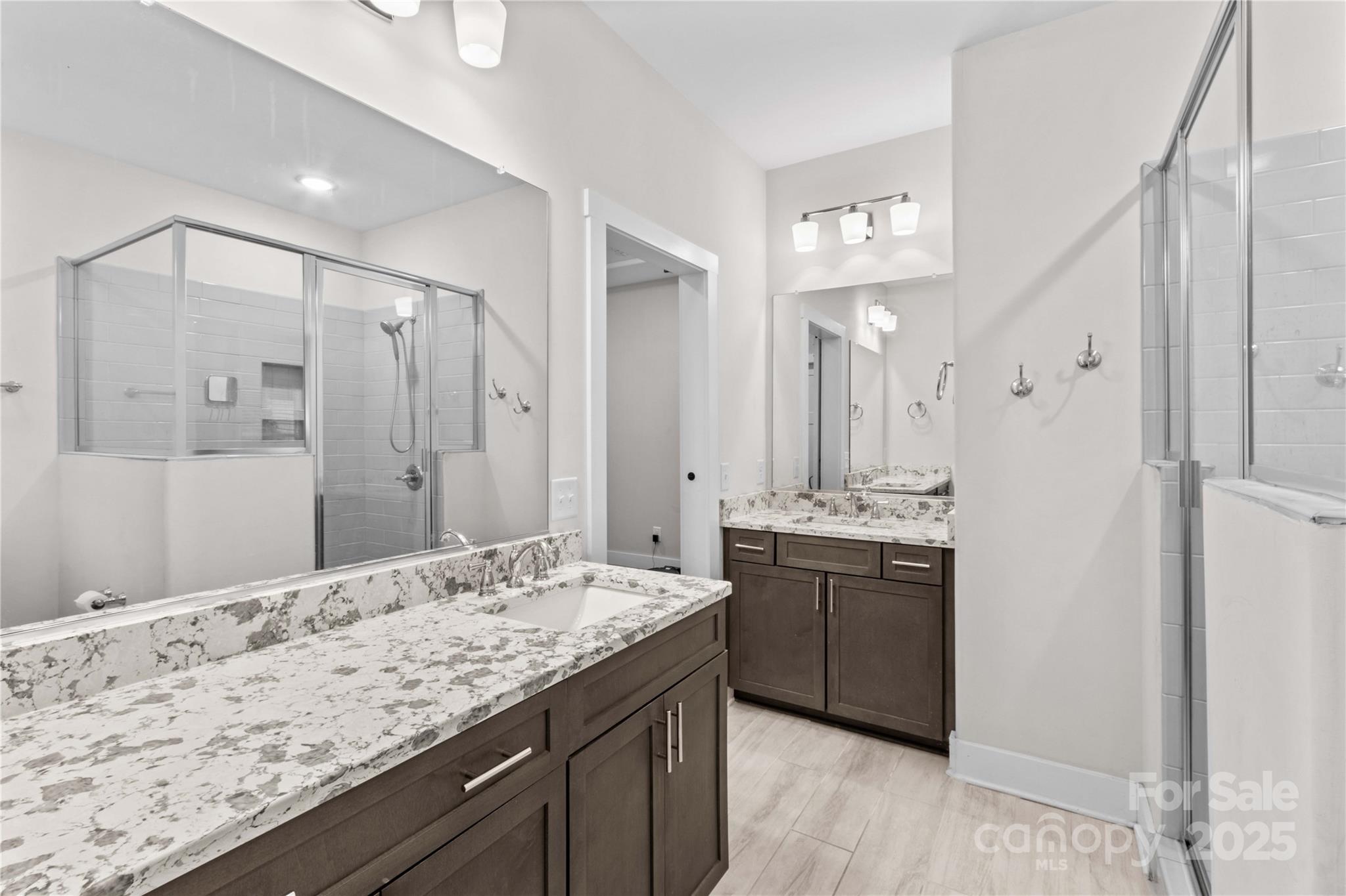 178 Nellwood Court Property Photo 21