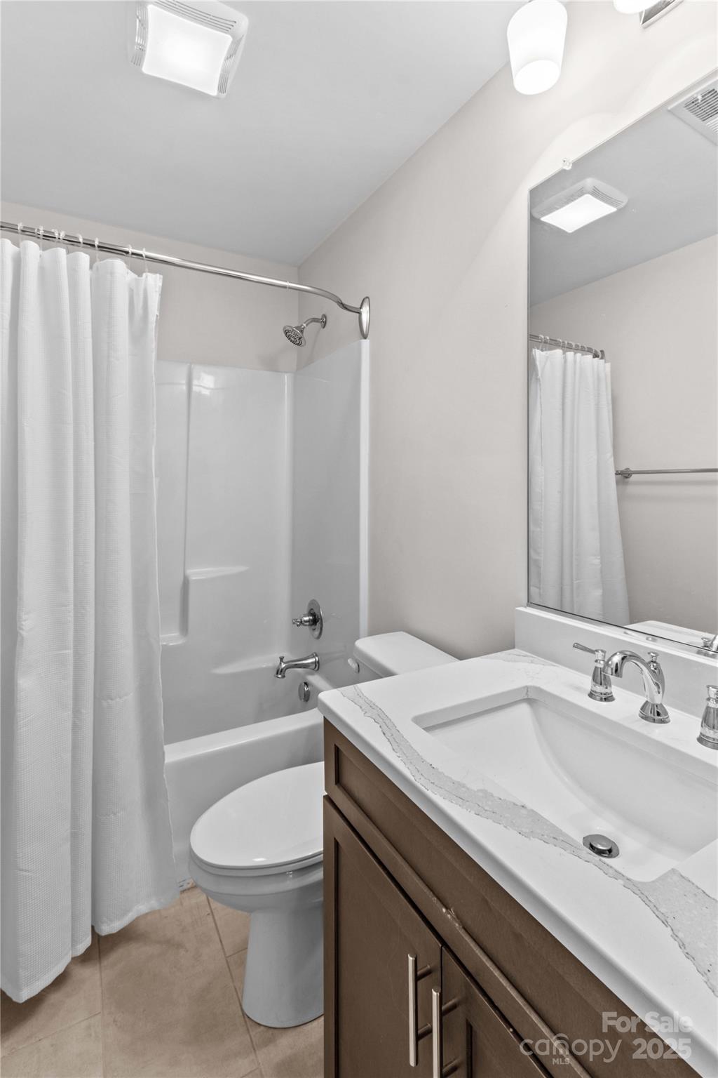 178 Nellwood Court Property Photo 31