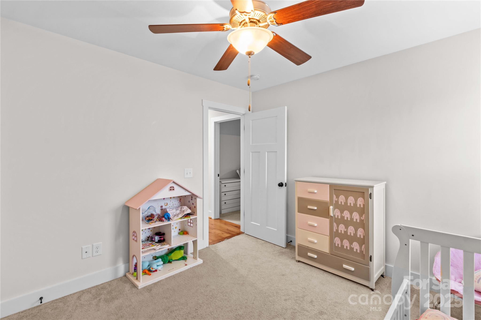 178 Nellwood Court Property Photo 34