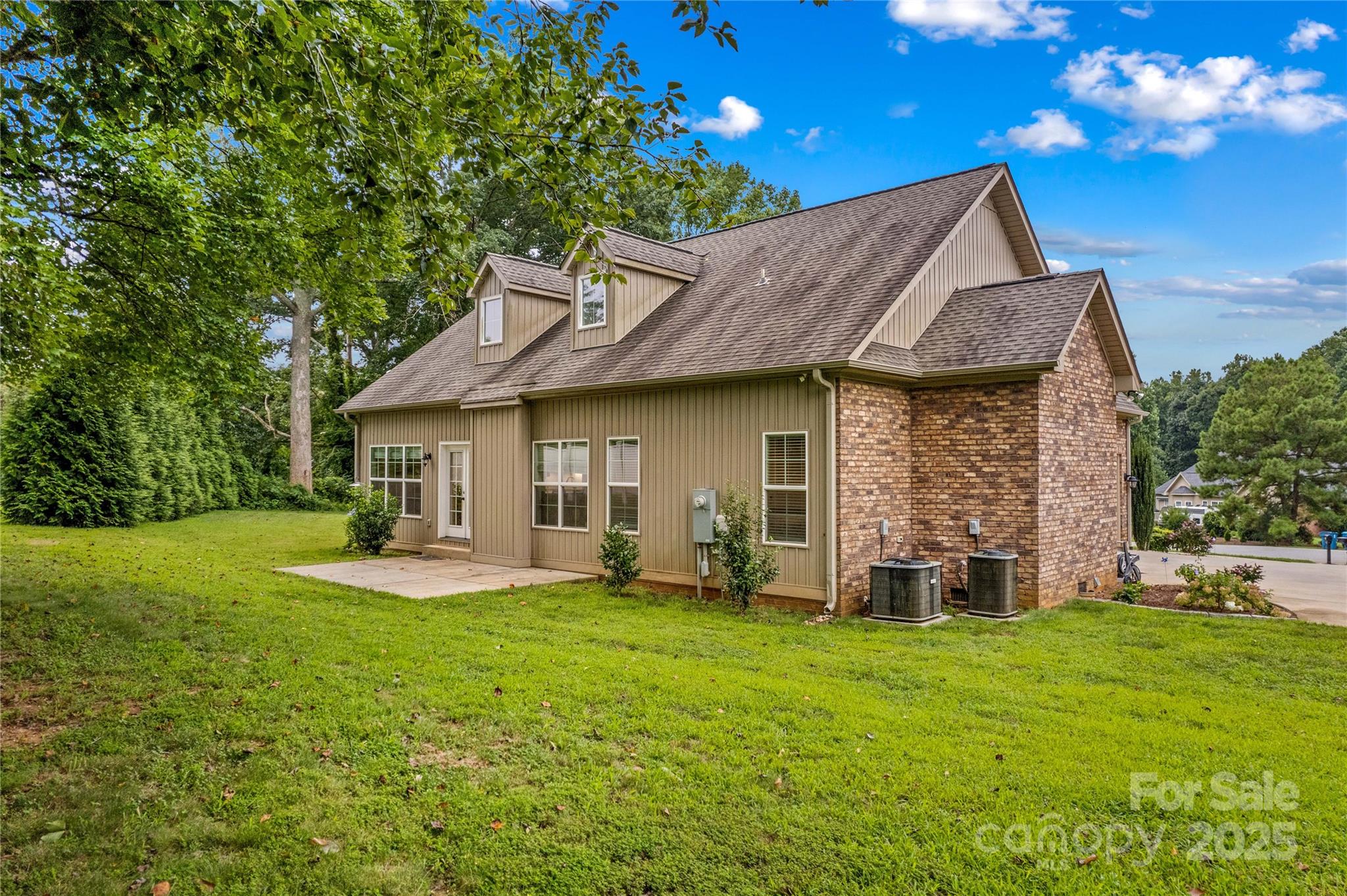 178 Nellwood Court Property Photo 39