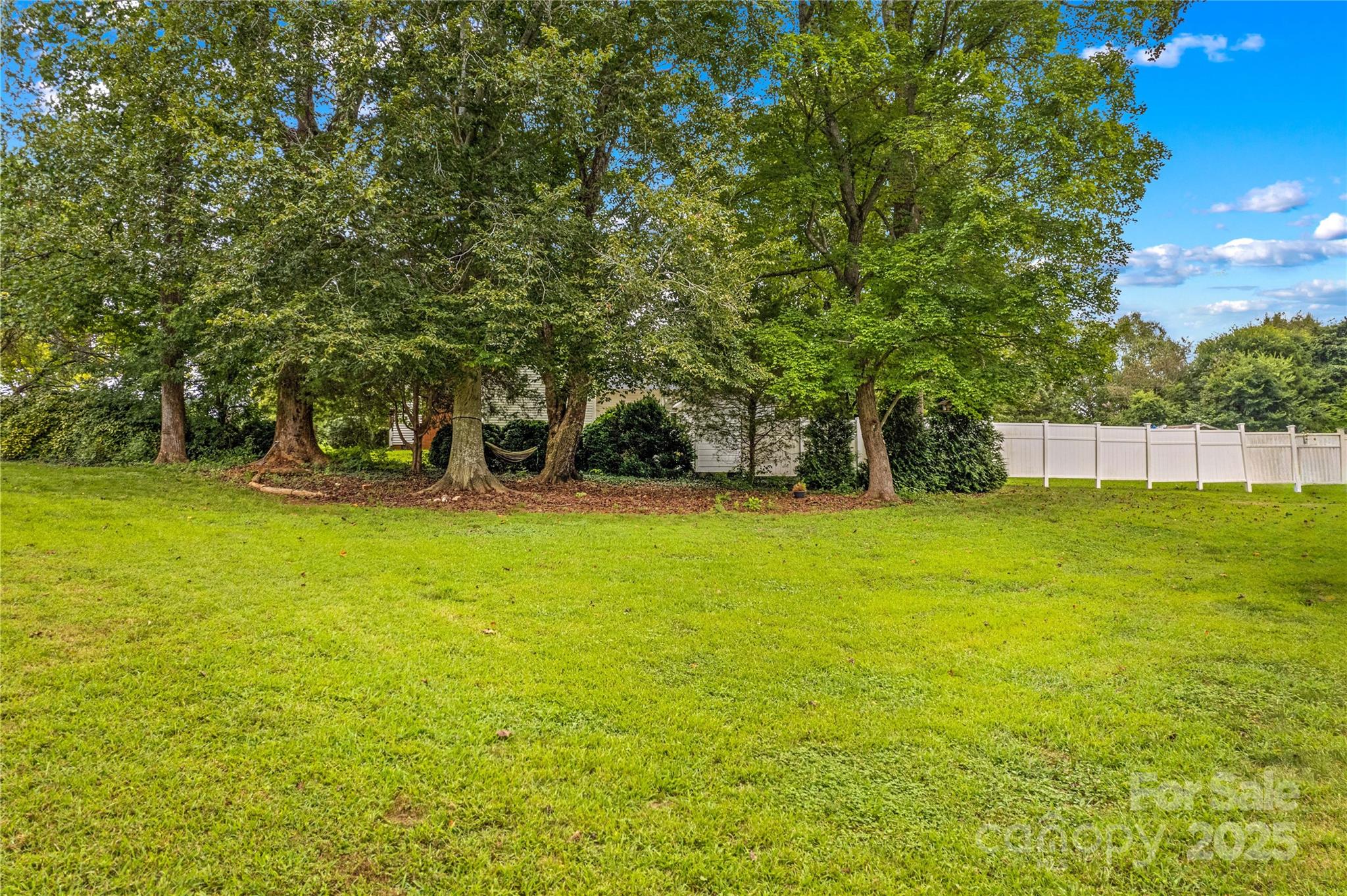 178 Nellwood Court Property Photo 41