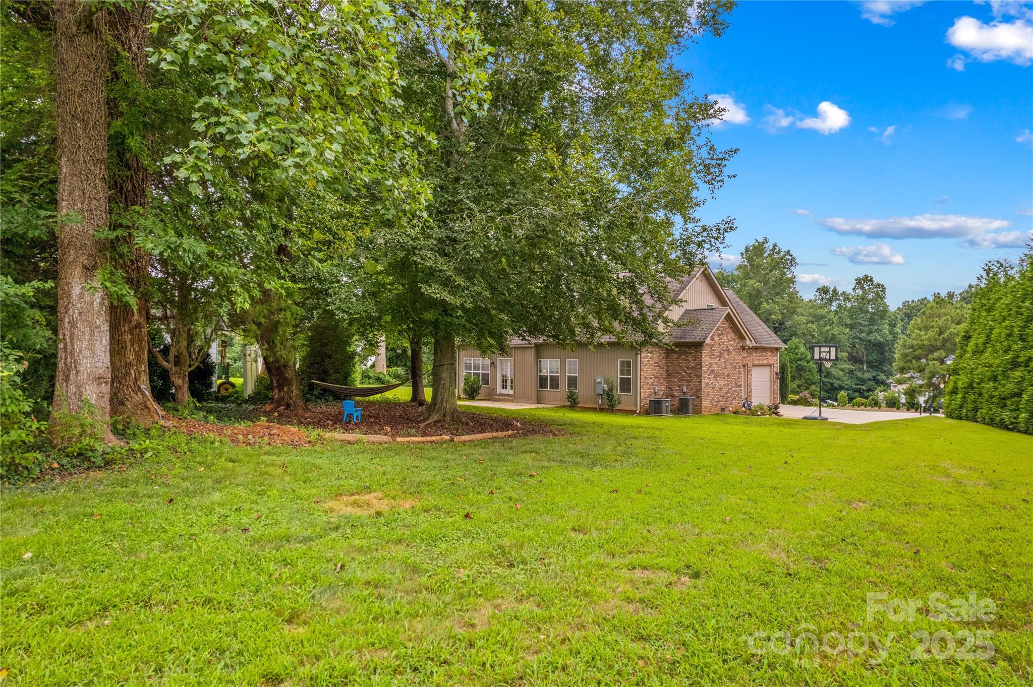 178 Nellwood Court Property Photo 42