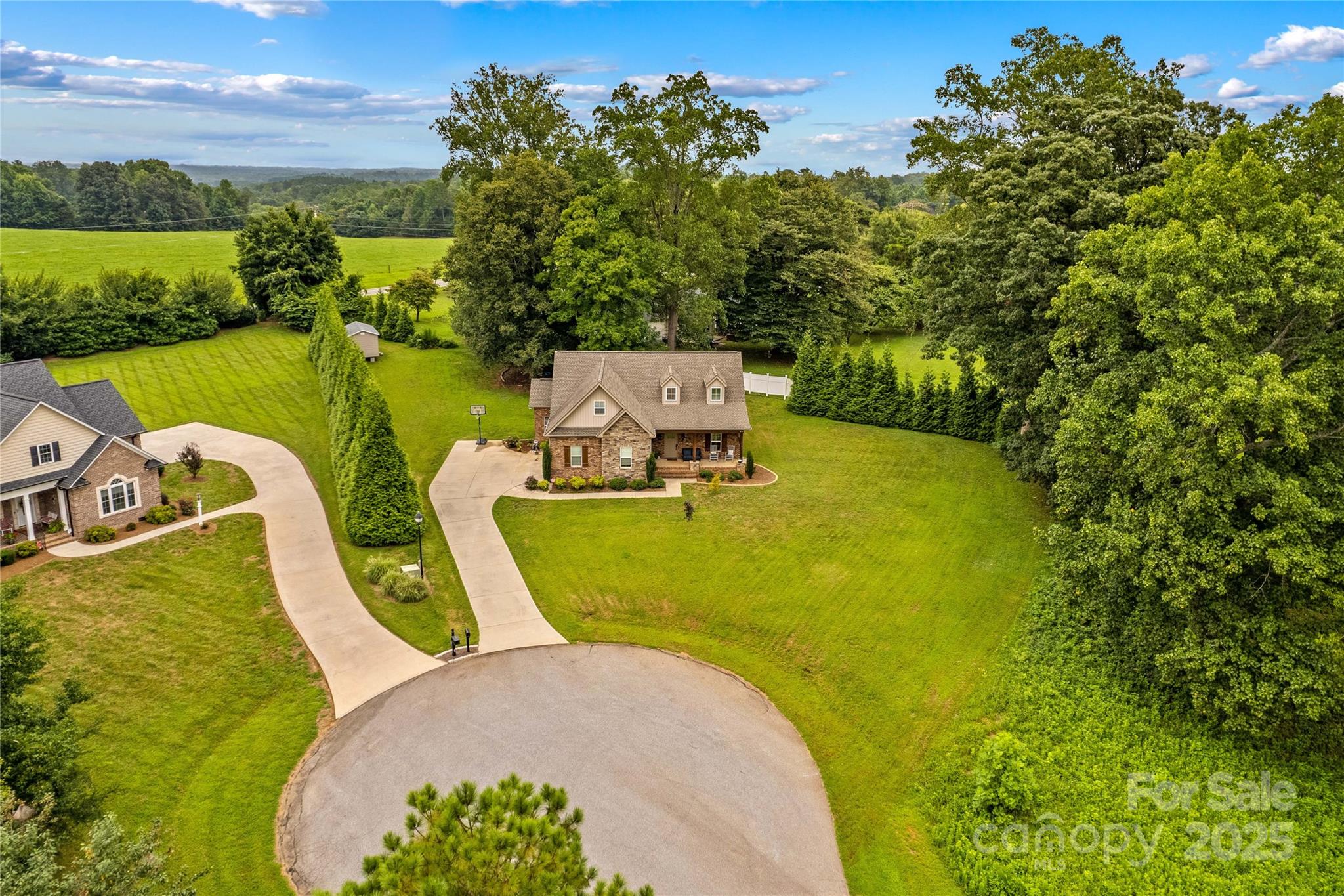 178 Nellwood Court Property Photo 47