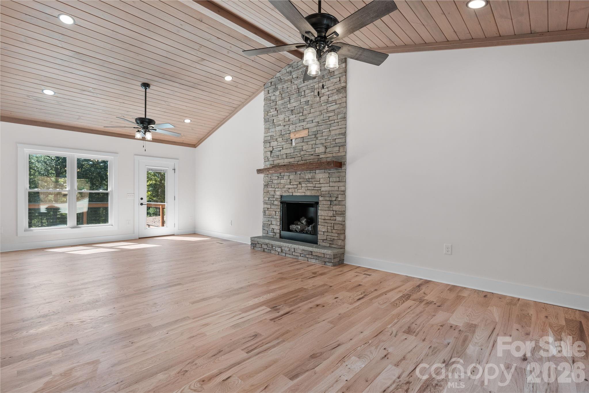 2366 W Paradise Harbor Drive Property Photo 7