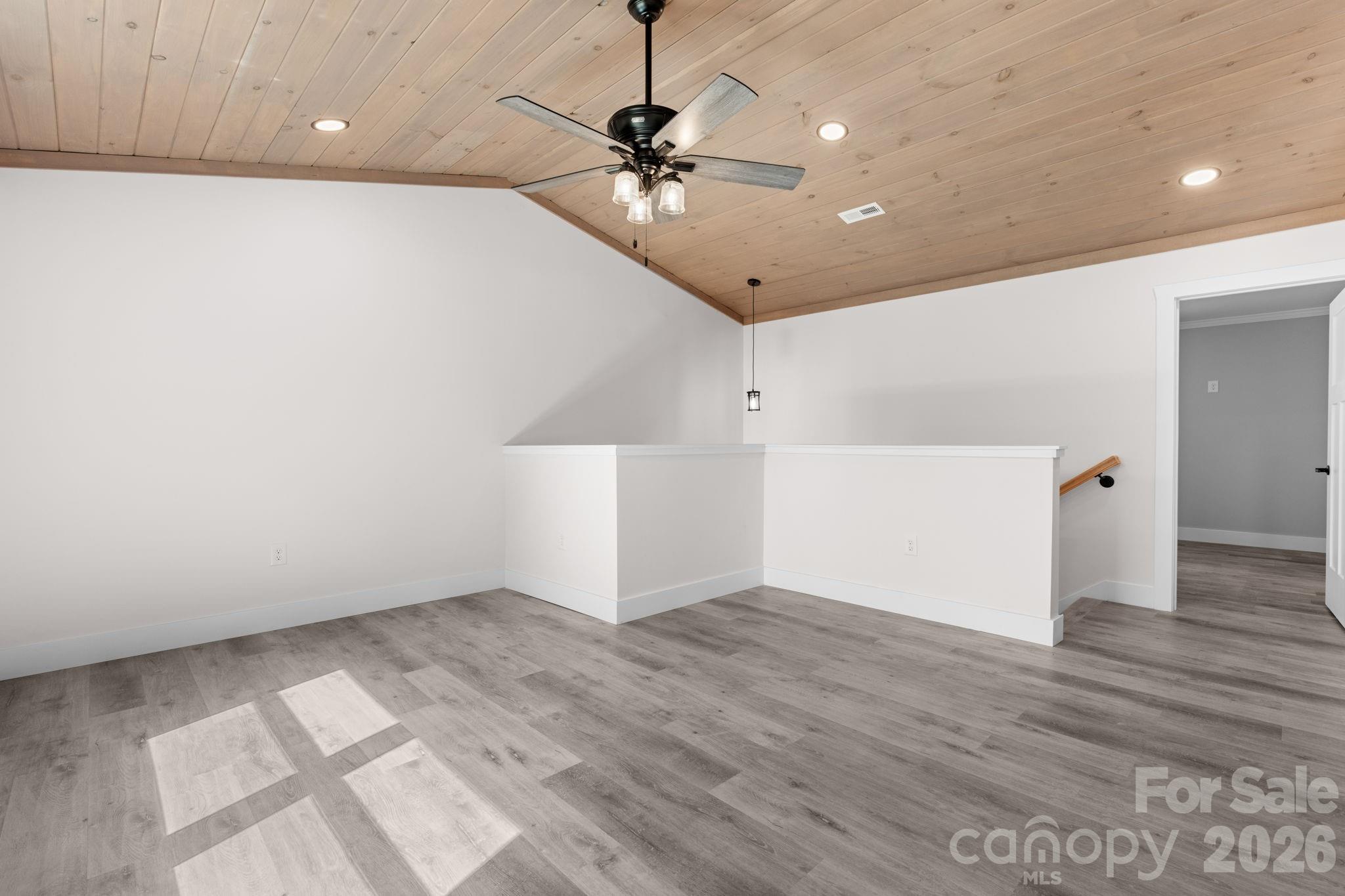 2366 W Paradise Harbor Drive Property Photo 29