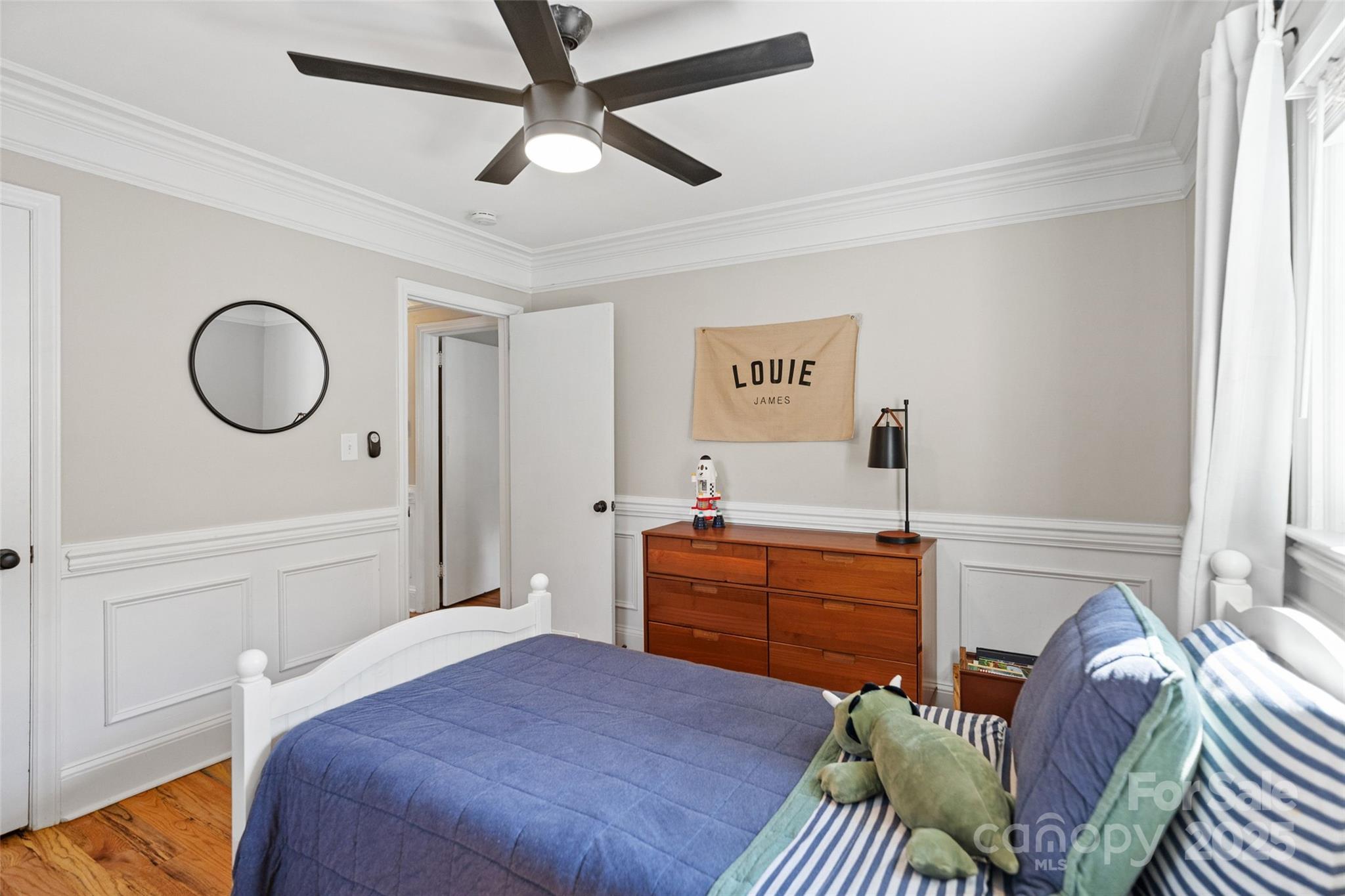 2932 Enfield Road Property Photo 24