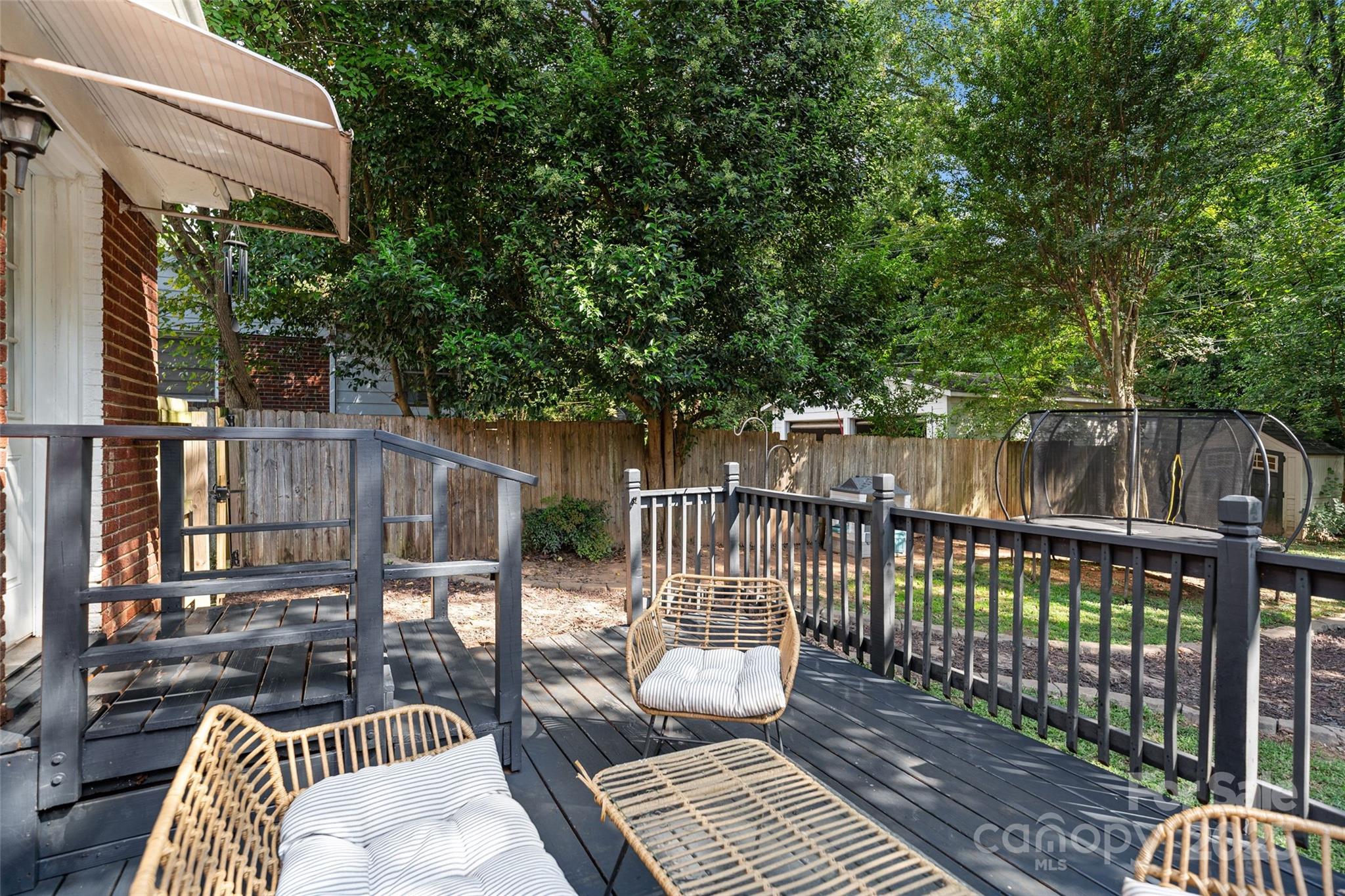 2932 Enfield Road Property Photo 26